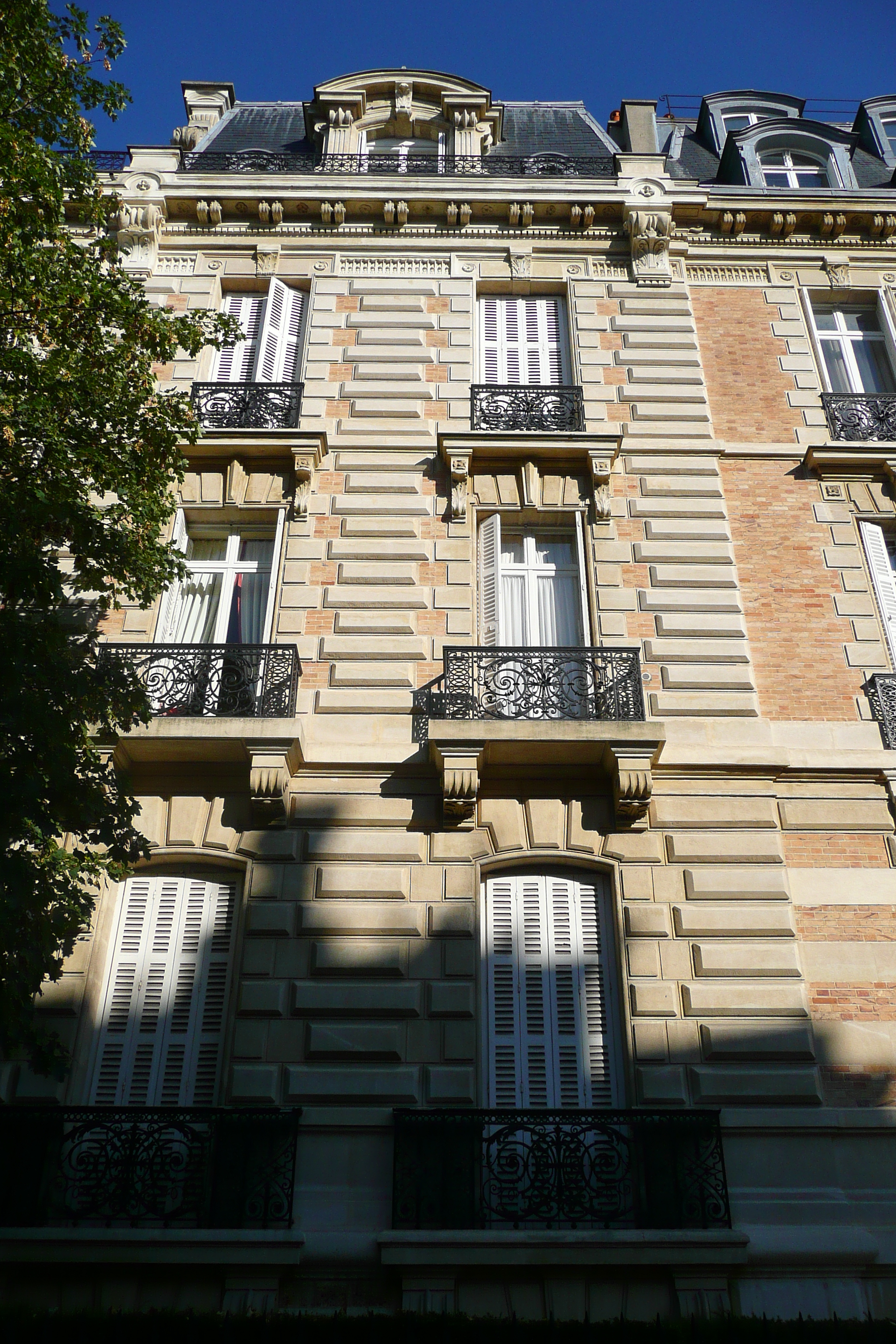 รูปถ่าย ฝรั่งเศส(France) ปารีส(Paris) คุ้มที่ 8(8th Arrondissement) ถนนแร็มบรันต์(Rue Rembrandt) 2007-09 25