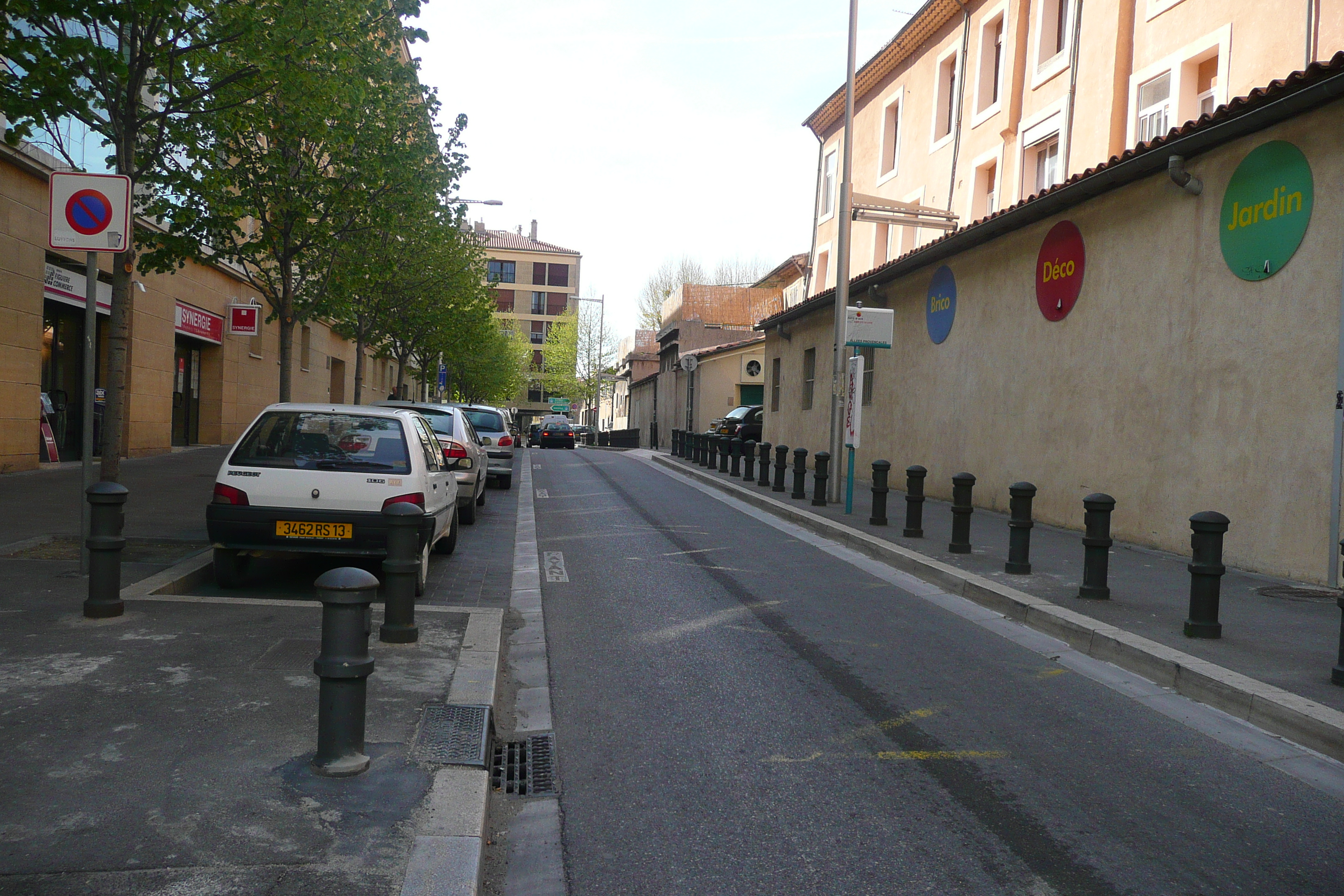 รูปถ่าย ฝรั่งเศส(France) แอ็กซ์-อ็อง-โพรว็องส์(Aix en Provence) แอ็กซ์ฝั่งตะวันตก(Aix West) 2008-04 24