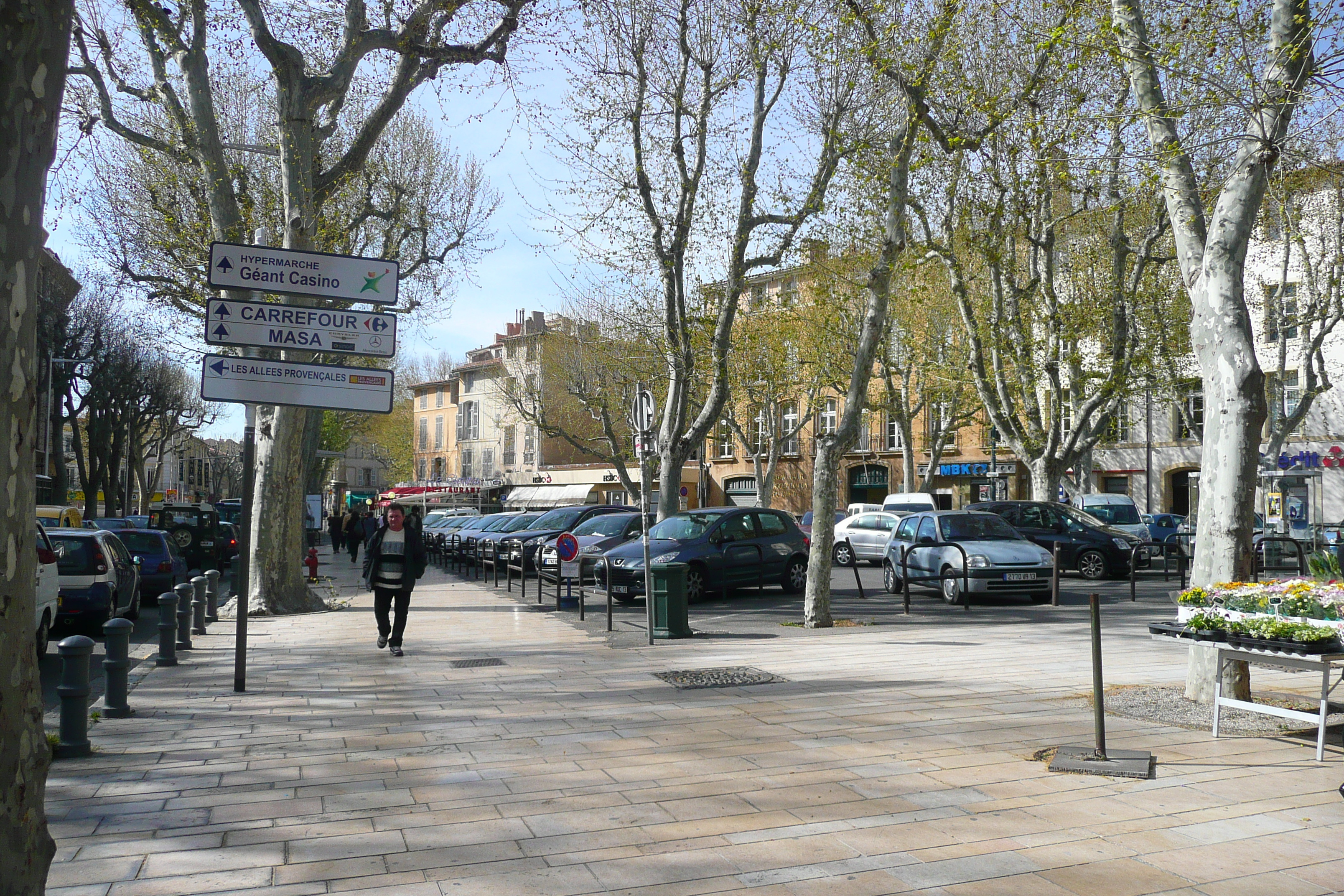 รูปถ่าย ฝรั่งเศส(France) แอ็กซ์-อ็อง-โพรว็องส์(Aix en Provence) จัตุรัสนายพลเดอโกล(Place du General de Gaulle) 2008-04 18