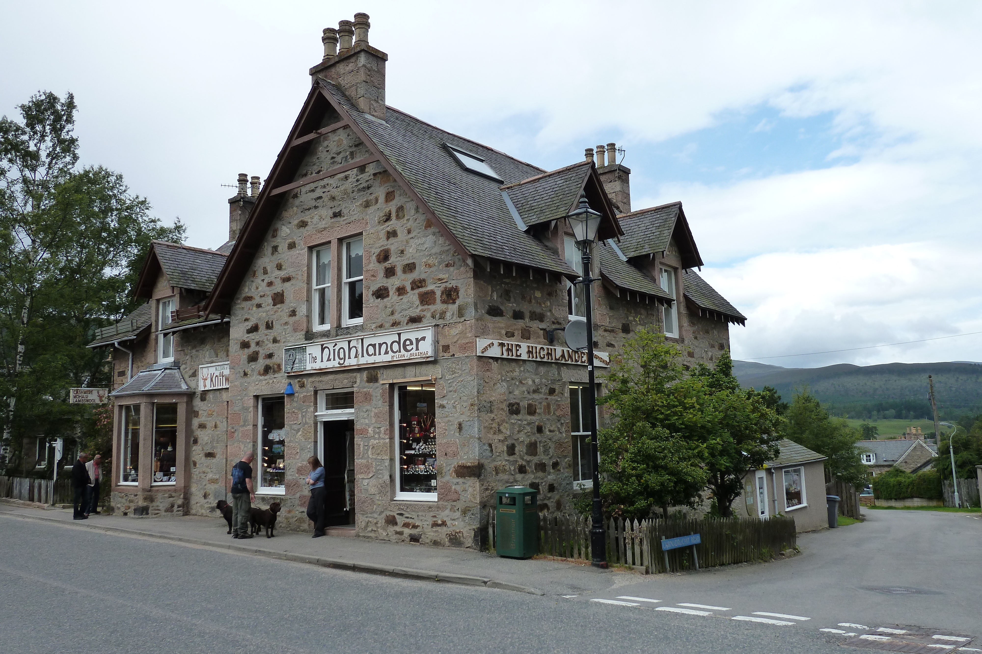 รูปถ่าย อังกฤษ(United Kingdom) สกอตแลนด์(Scotland) เบรมาร์(Braemar) 2011-07 3
