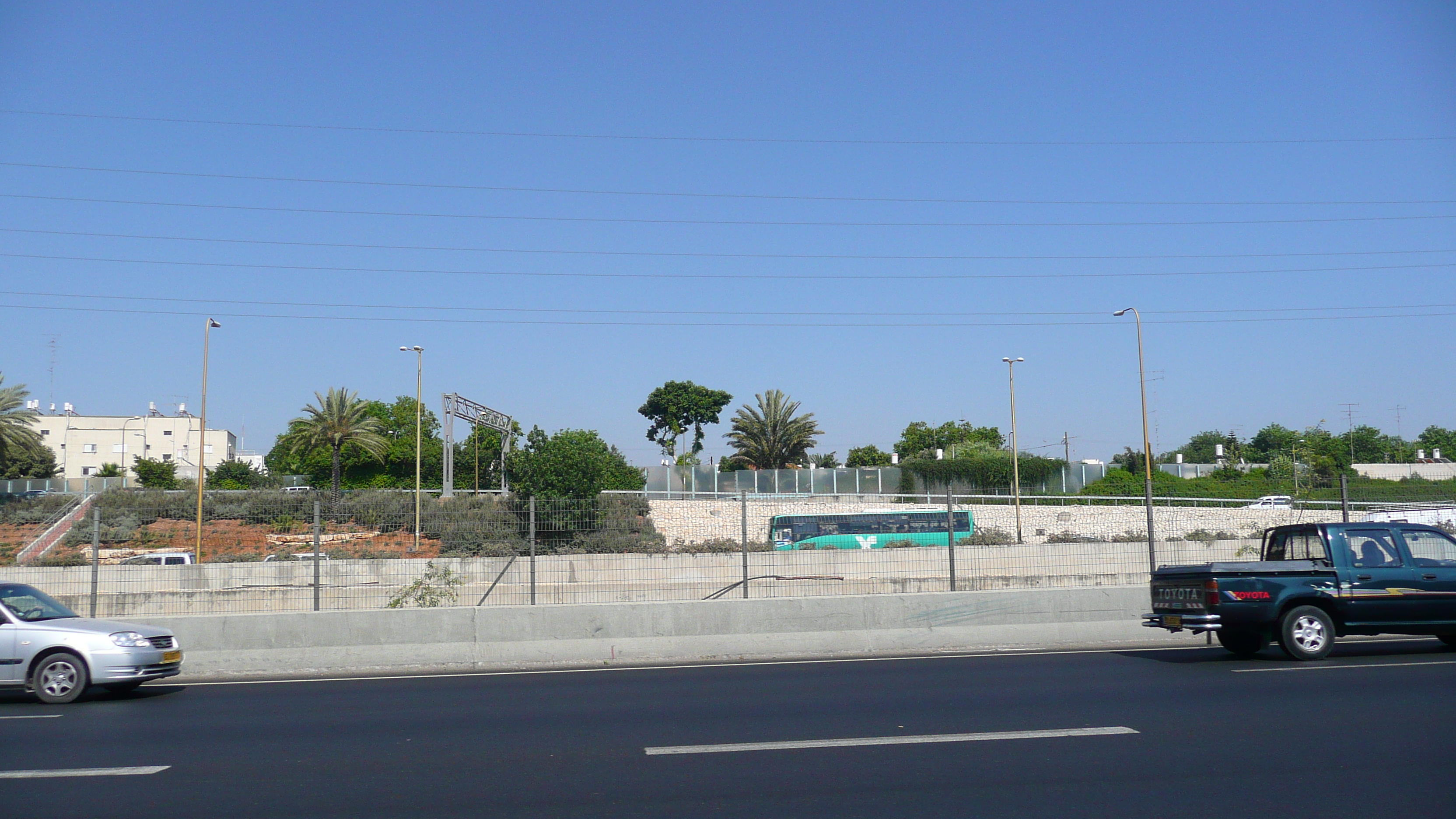 รูปถ่าย อิสราเอล(Israel) จากเทลอาวีฟไปท่าอากาศยานเบนกูเรียน(Tel Aviv to Ben Gurion Airport) 2007-06 60