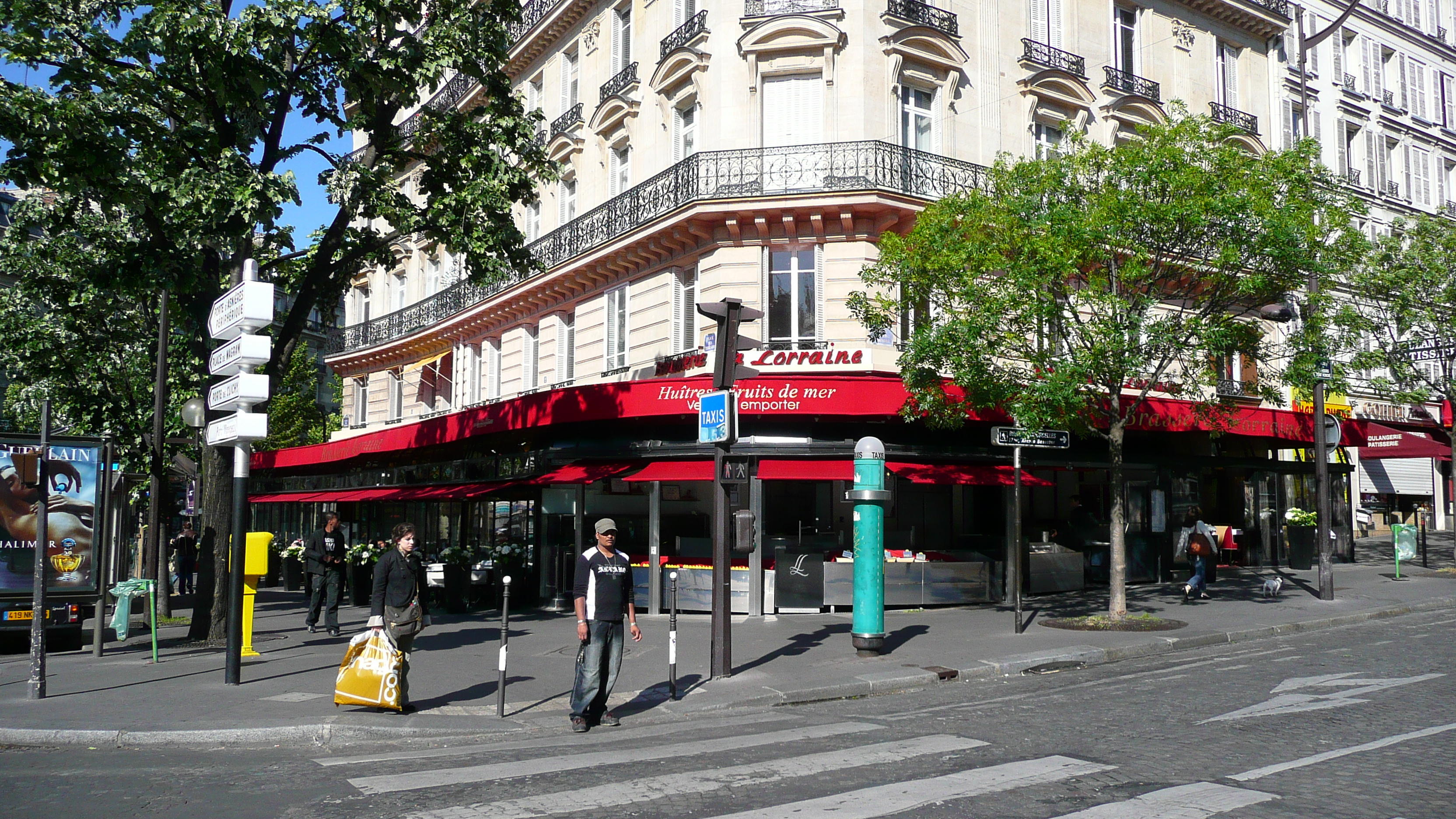 รูปถ่าย ฝรั่งเศส(France) ปารีส(Paris) จัตุรัสแตร์น(Place des Ternes) 2007-05 17