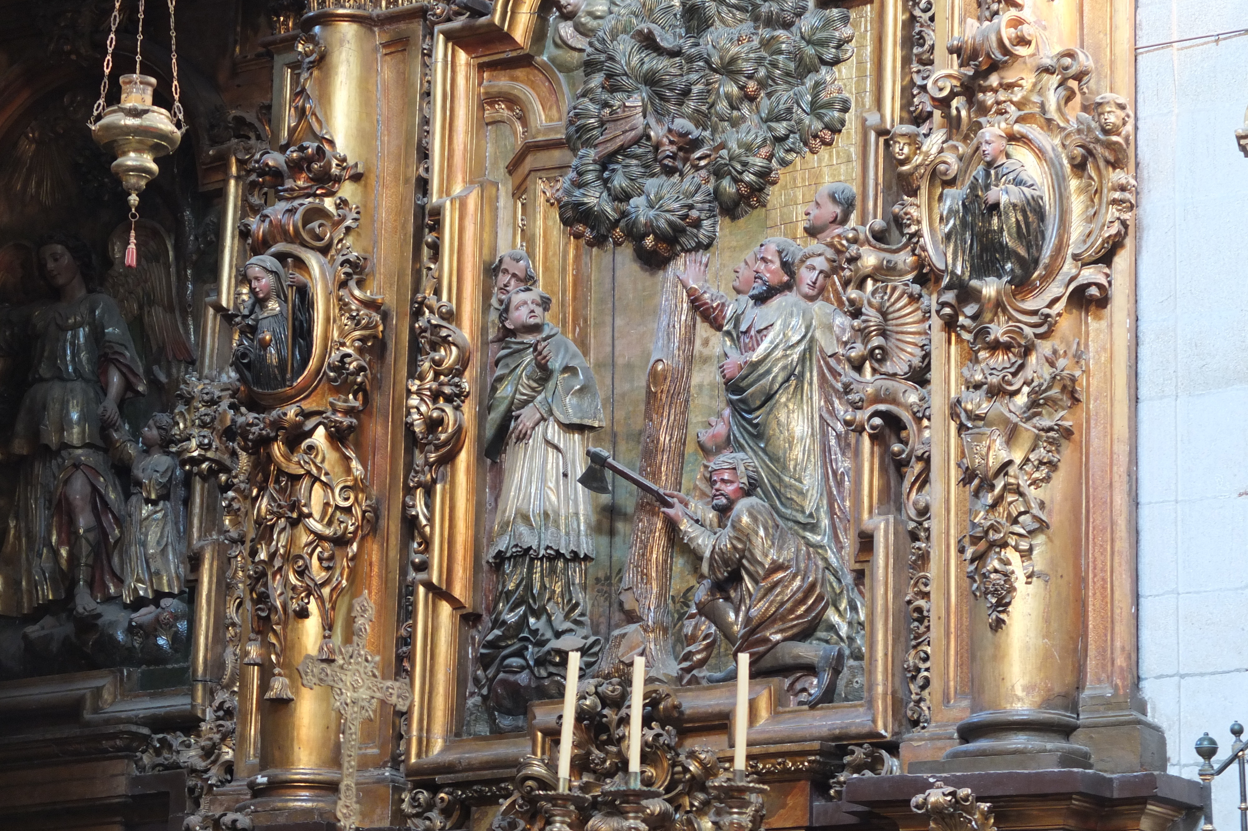 รูปถ่าย สเปน(Spain) ซานเตียโกเดกอมโปสเตลา(Santiago de Compostela) 2013-01 208