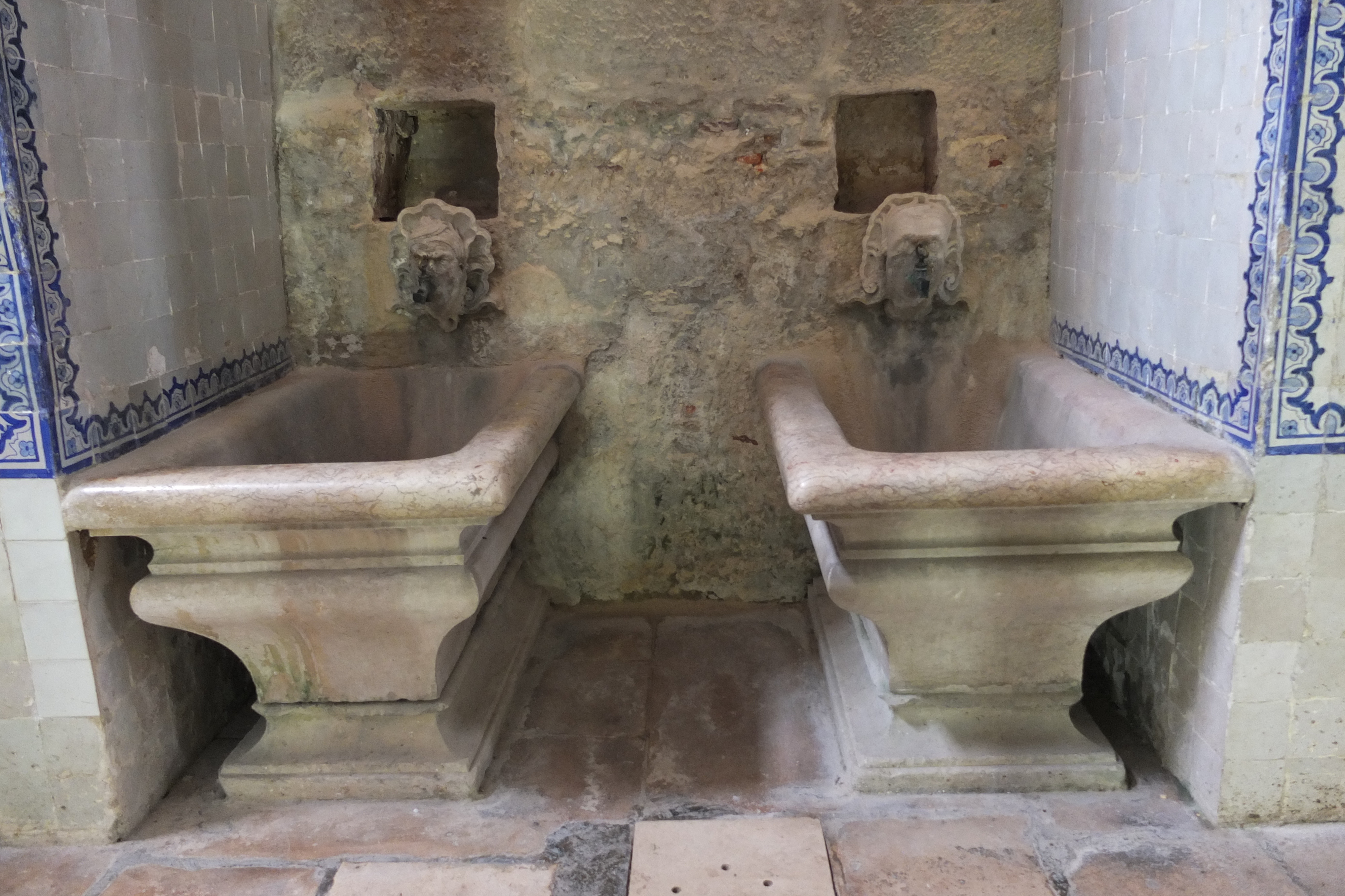 รูปถ่าย โปรตุเกส(Portugal) อัลโกบาซา(Alcobaca) 2013-01 87