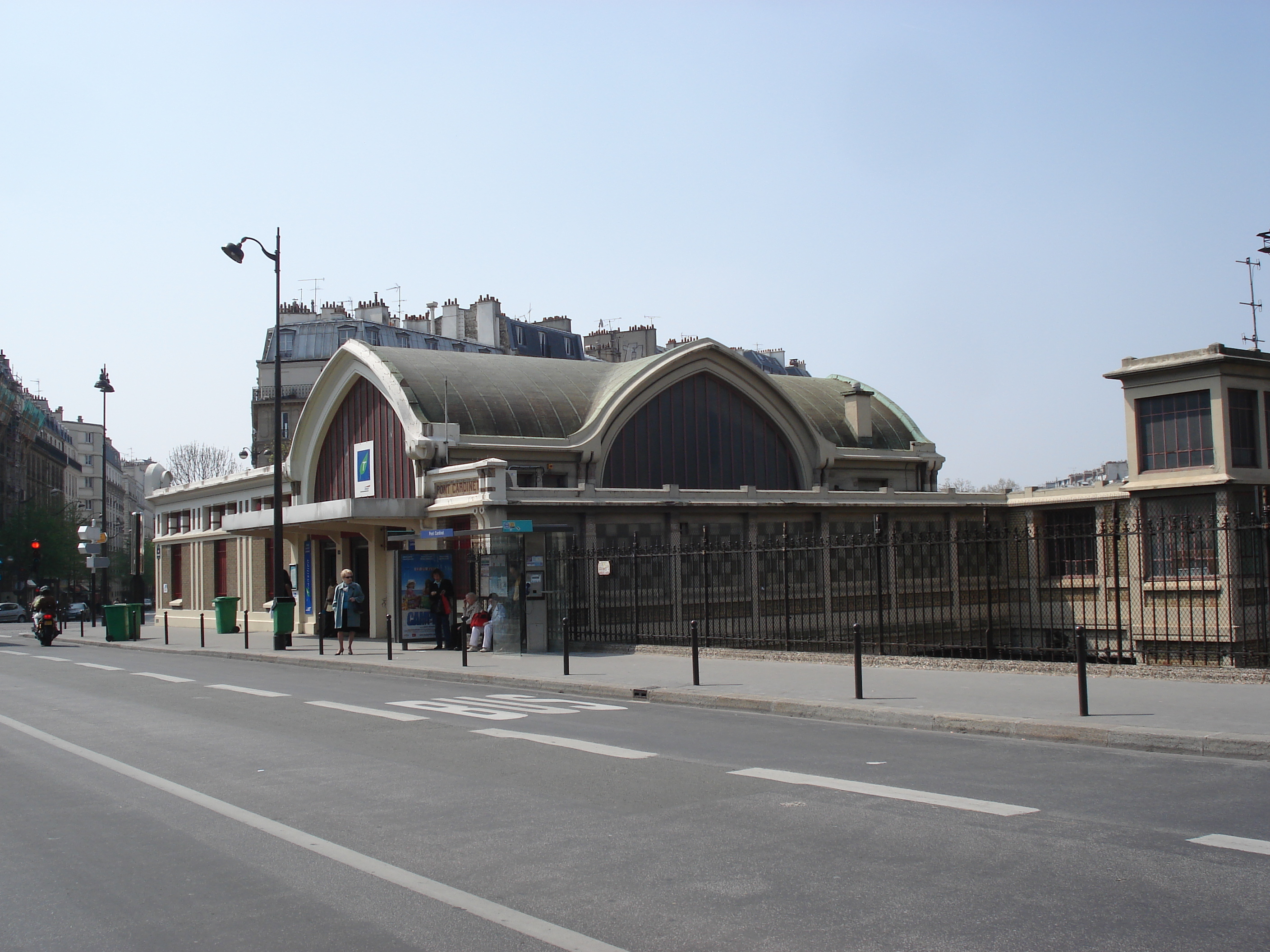รูปถ่าย ฝรั่งเศส(France) ปารีส(Paris) คุ้มที่ 17 (17th Arrondissement) 2006-04 2