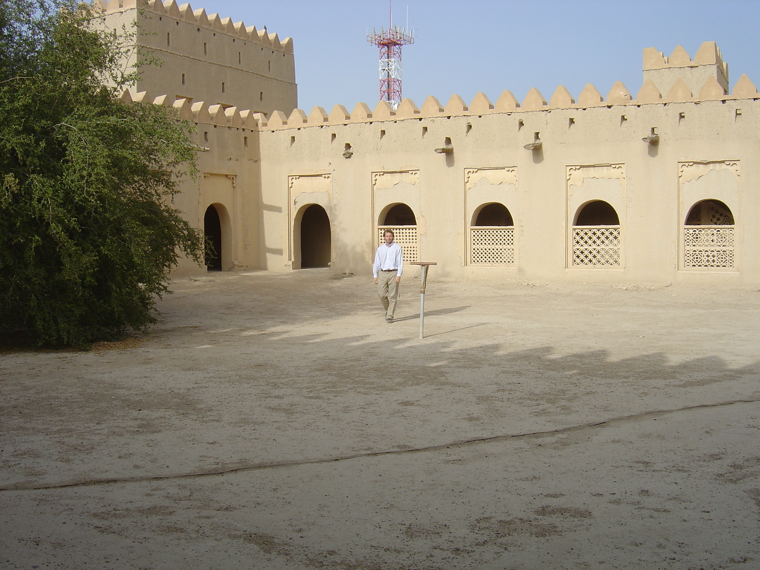 รูปถ่าย สหรัฐอาหรับเอมิเรตส์(United Arab Emirates) อาเลอิน(Al Ain) ป้อมจาลี(Jahli Fort) 2005-03 5
