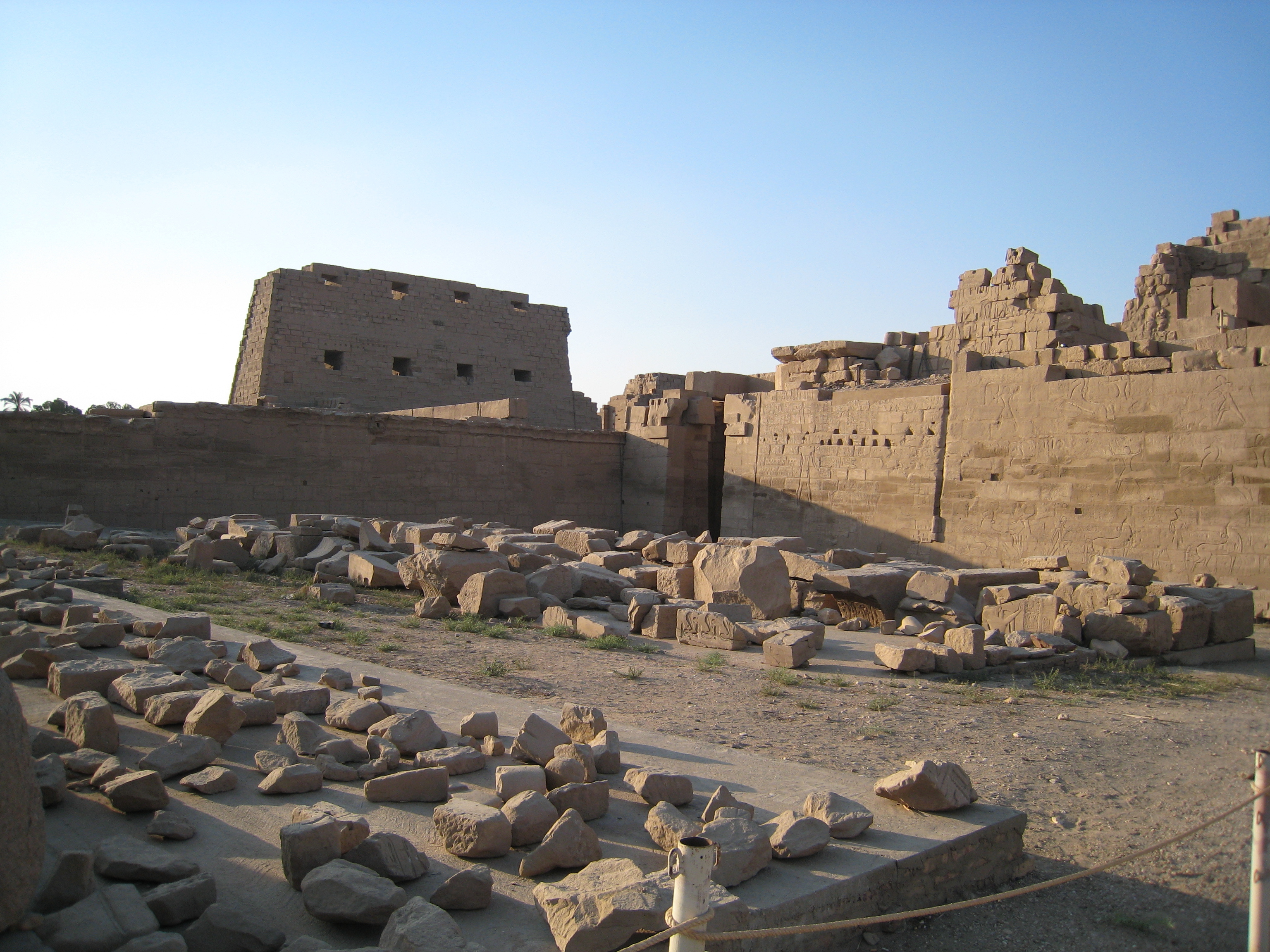 รูปถ่าย อียิปต์(Egypt) ลูซอร์(Luxor) 2007-04 42