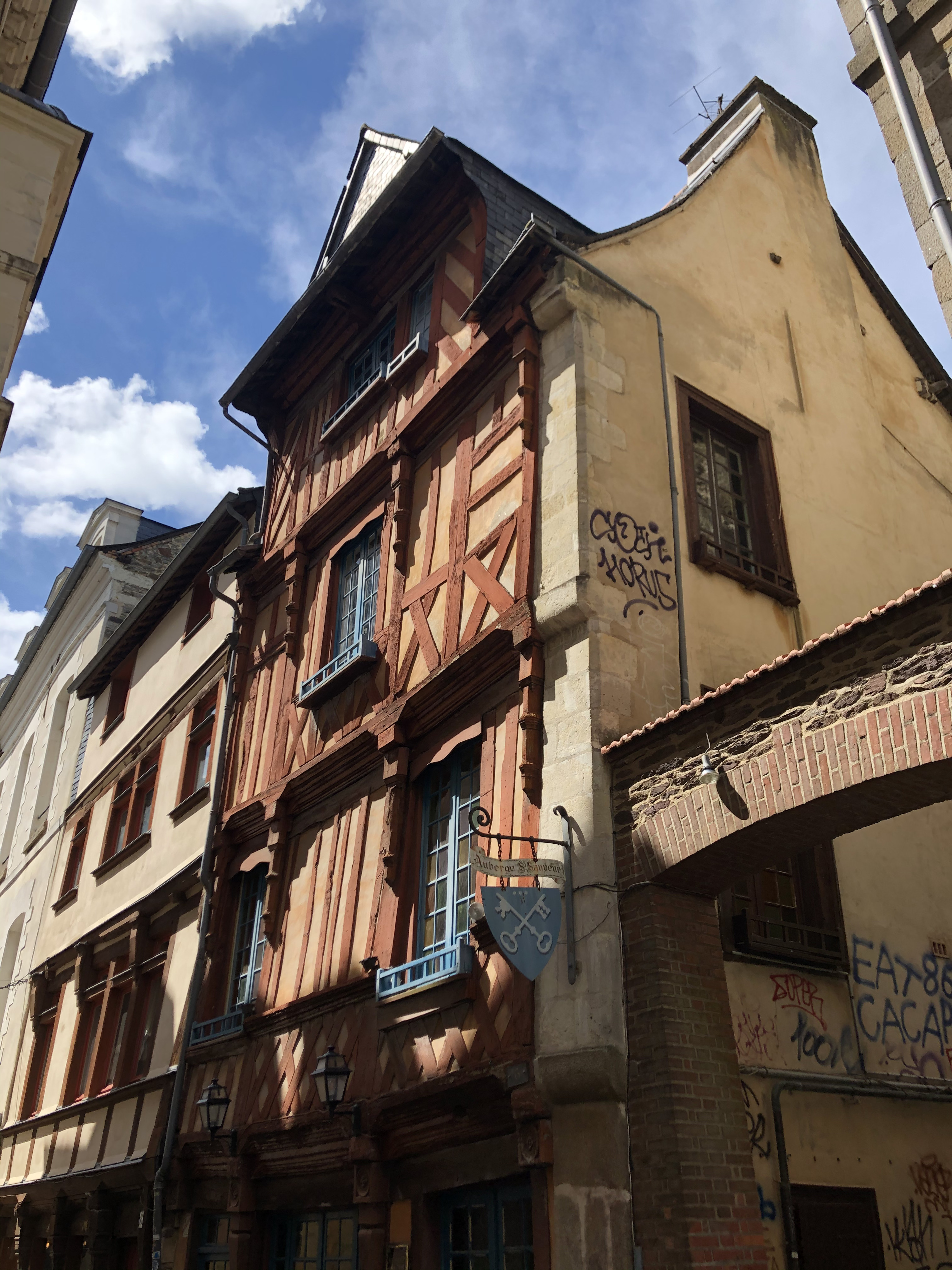 รูปถ่าย ฝรั่งเศส(France) แรน(Rennes) 2020-06 15