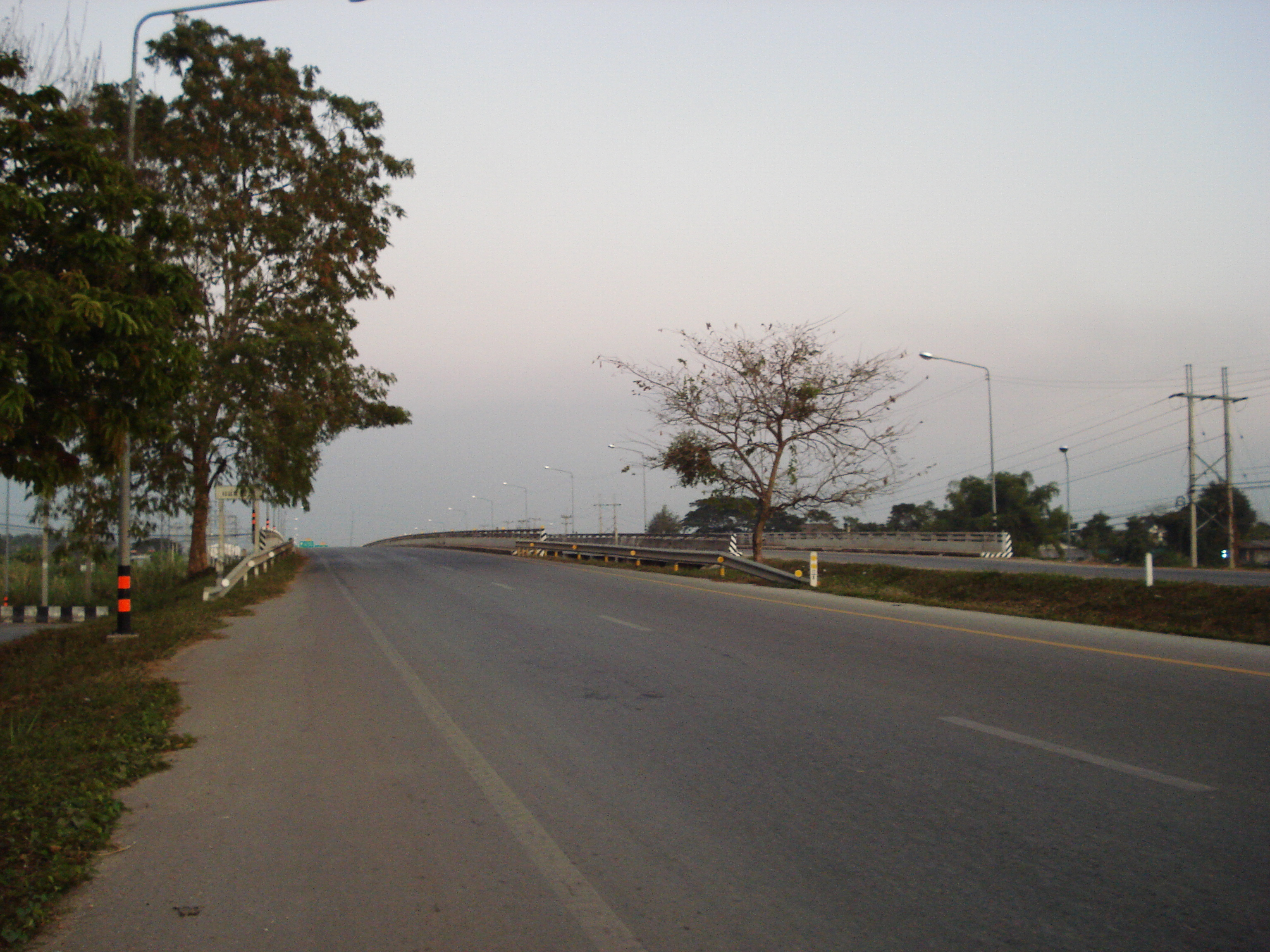 รูปถ่าย ไทย(Thailand) พิษณุโลก(Phitsanulok) พิษณุโลก(highway 12) 2008-01 4