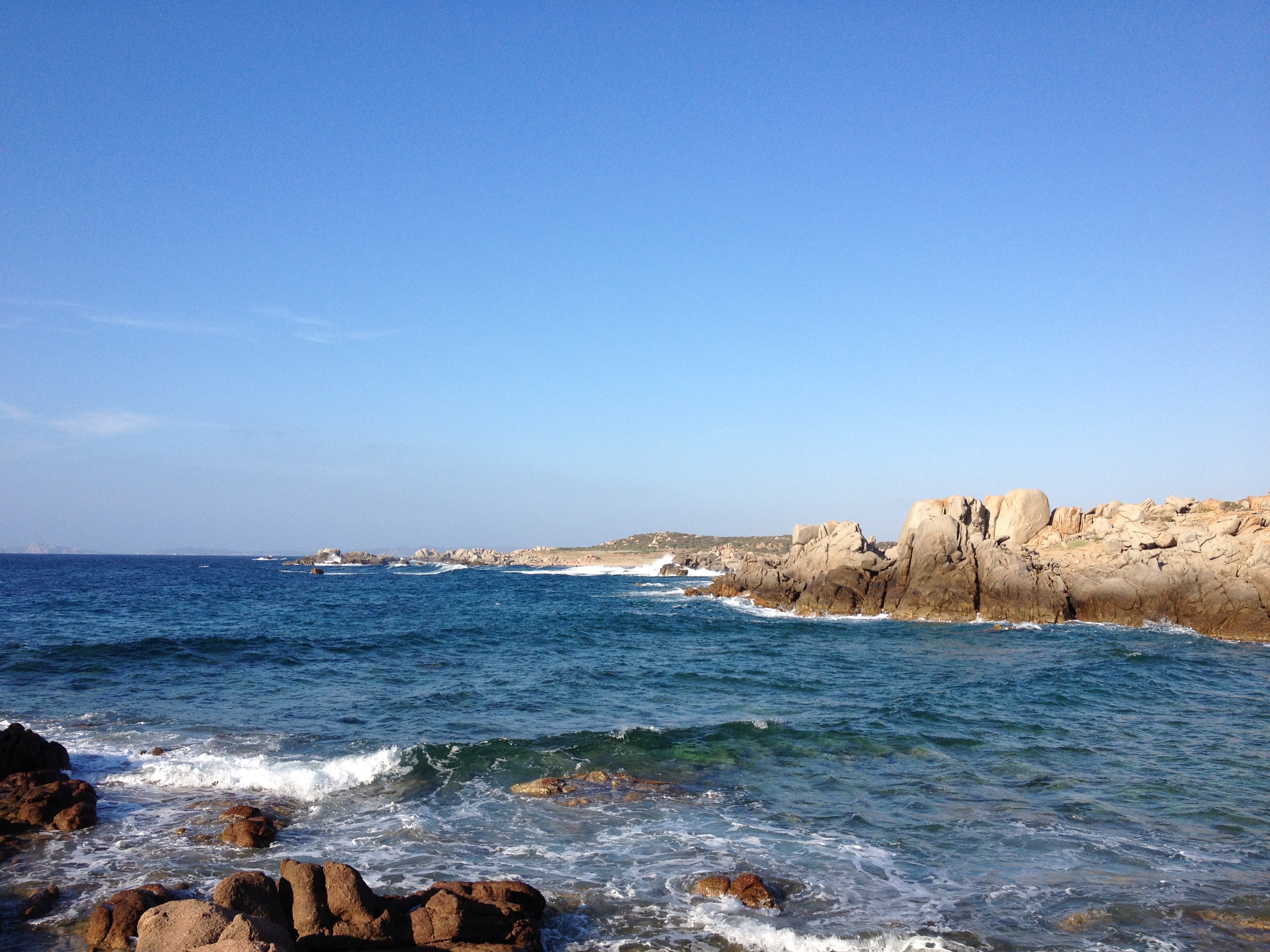 รูปถ่าย อิตาลี(Italy) ซาร์ดิเนีย(Sardinia) ปอร์โตเบลโลดีกัลลูรา(Portobello di Gallura) 2015-06 24