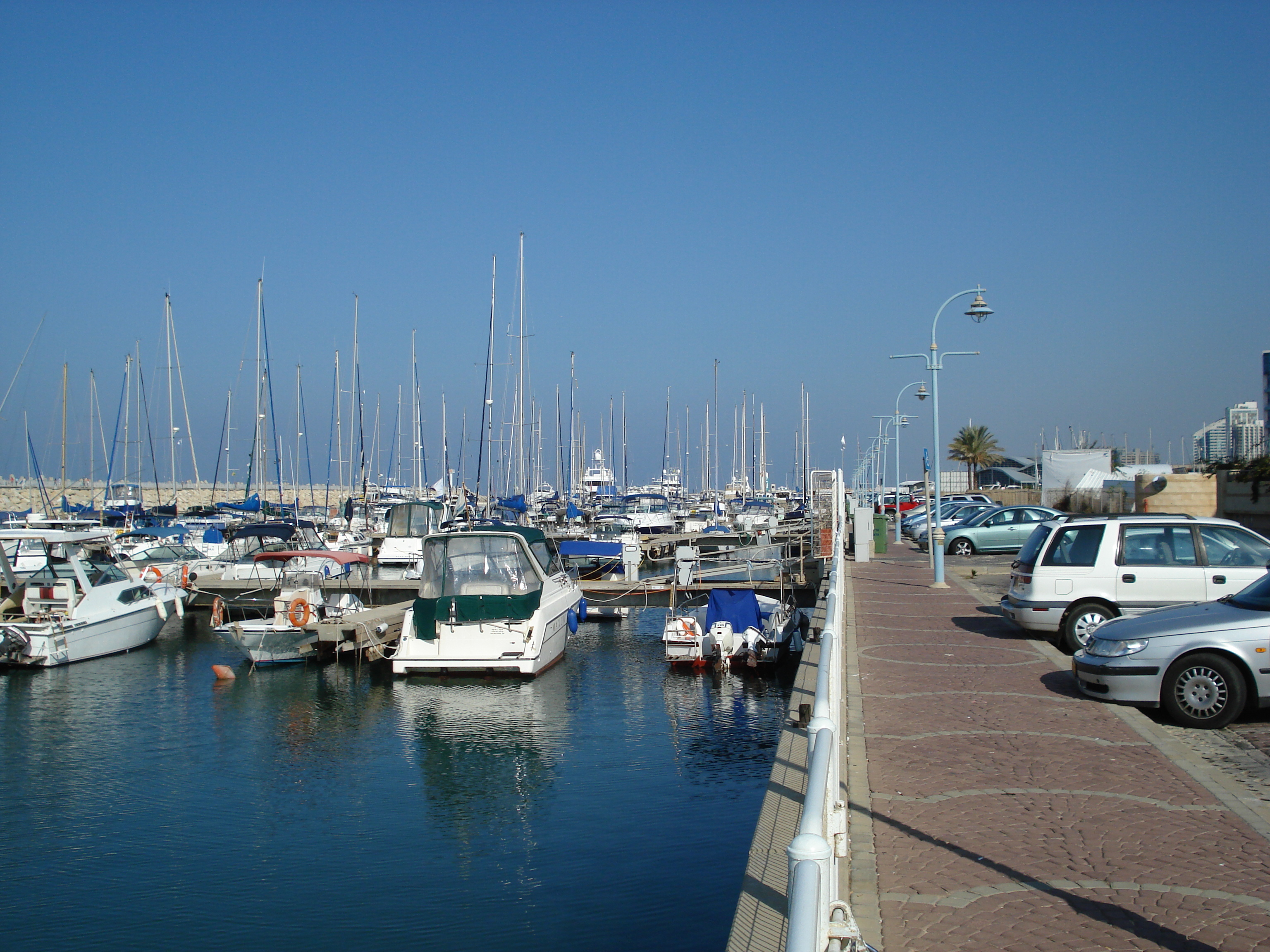 รูปถ่าย อิสราเอล(Israel) เฮิร์สลียา(Herzliya) 2006-12 25