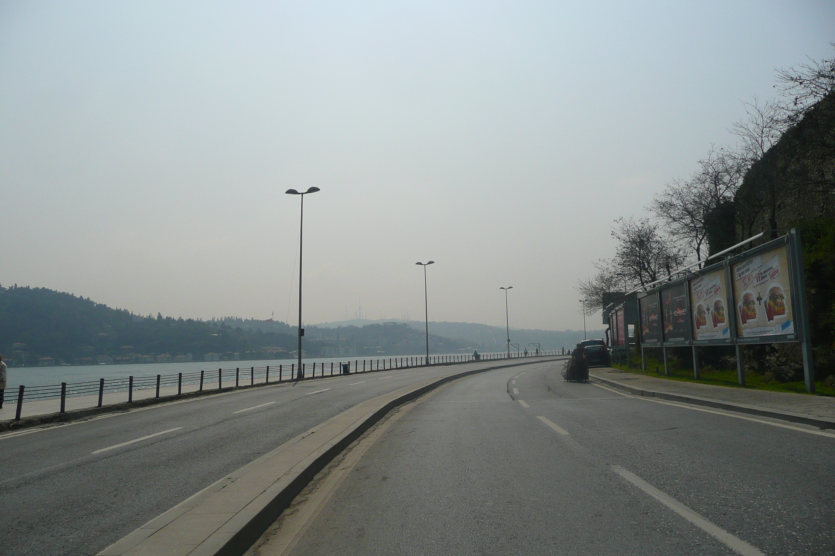 รูปถ่าย ตุรกี(Turkey) อิสตันบูล(Istanbul) ช่องแคบบอสพอรัส(Bosphorus) 2009-04 10