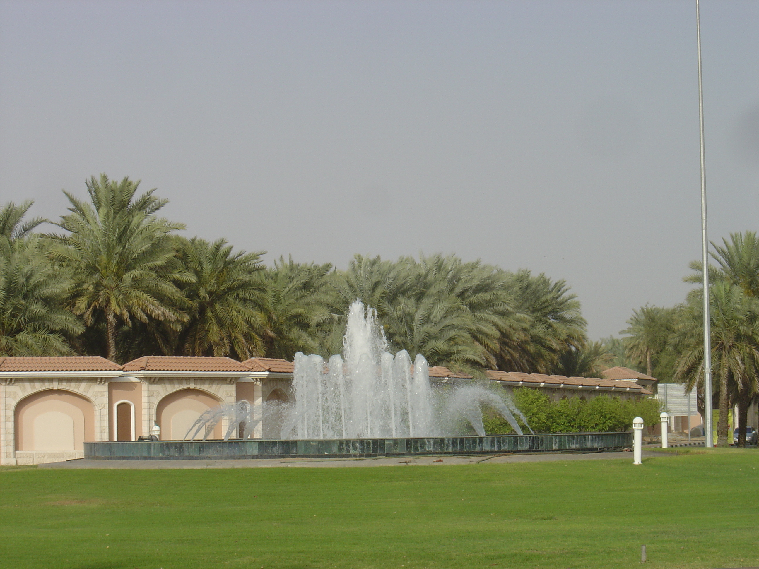 รูปถ่าย สหรัฐอาหรับเอมิเรตส์(United Arab Emirates) อาเลอิน(Al Ain) 2005-03 22