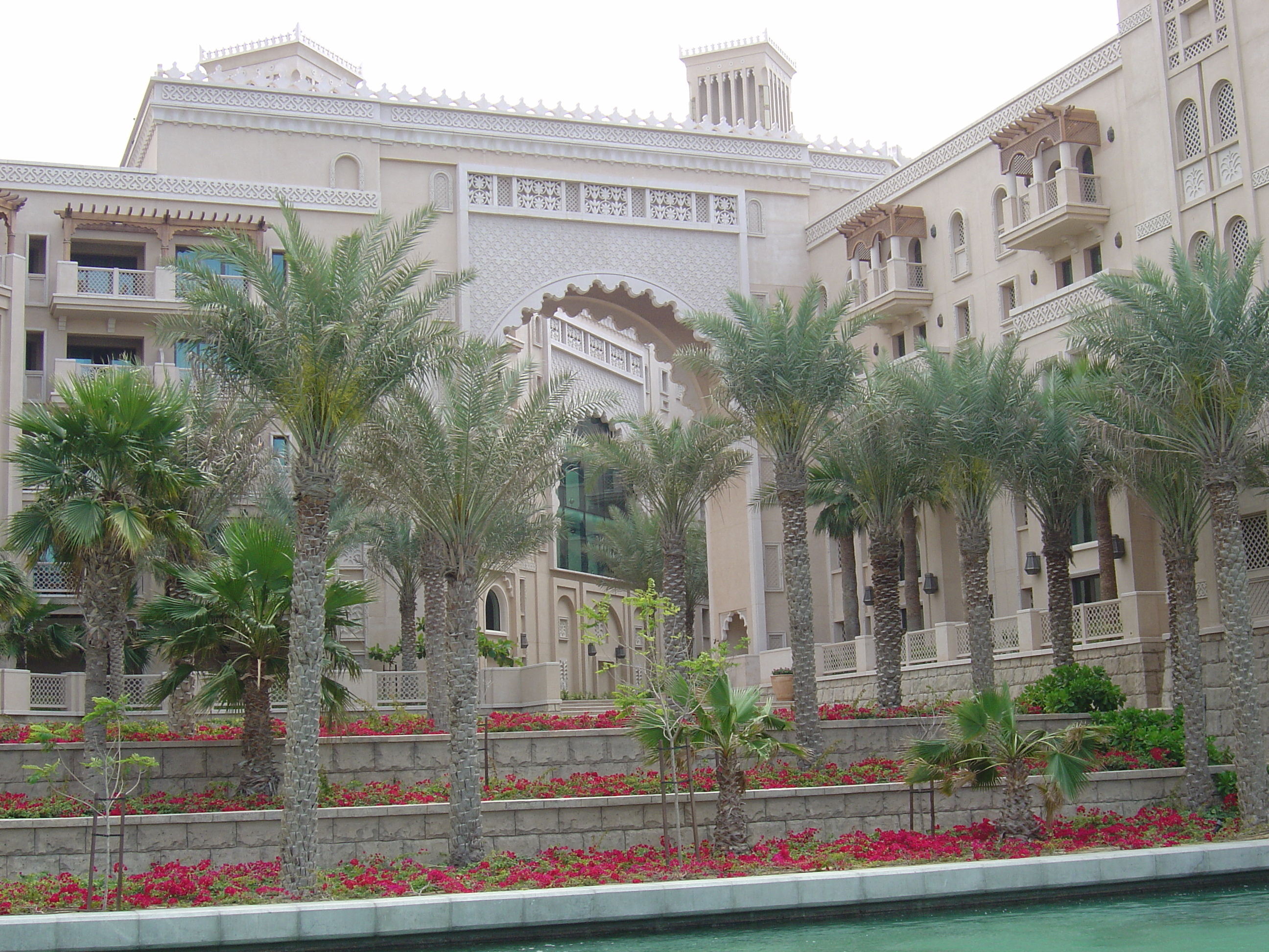 รูปถ่าย สหรัฐอาหรับเอมิเรตส์(United Arab Emirates) ดูไบ(Dubai) มะดีนัตจุมัยเราะห์(Medina Jumeirah) 2005-03 20