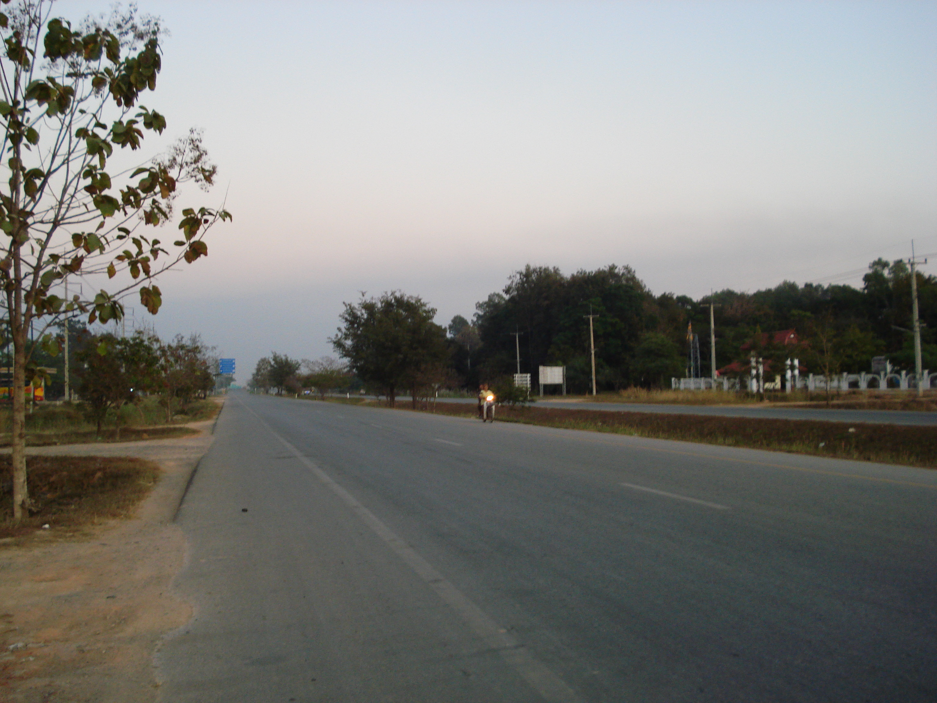 รูปถ่าย ไทย(Thailand) พิษณุโลก(Phitsanulok) พิษณุโลก(highway 12) 2008-01 9