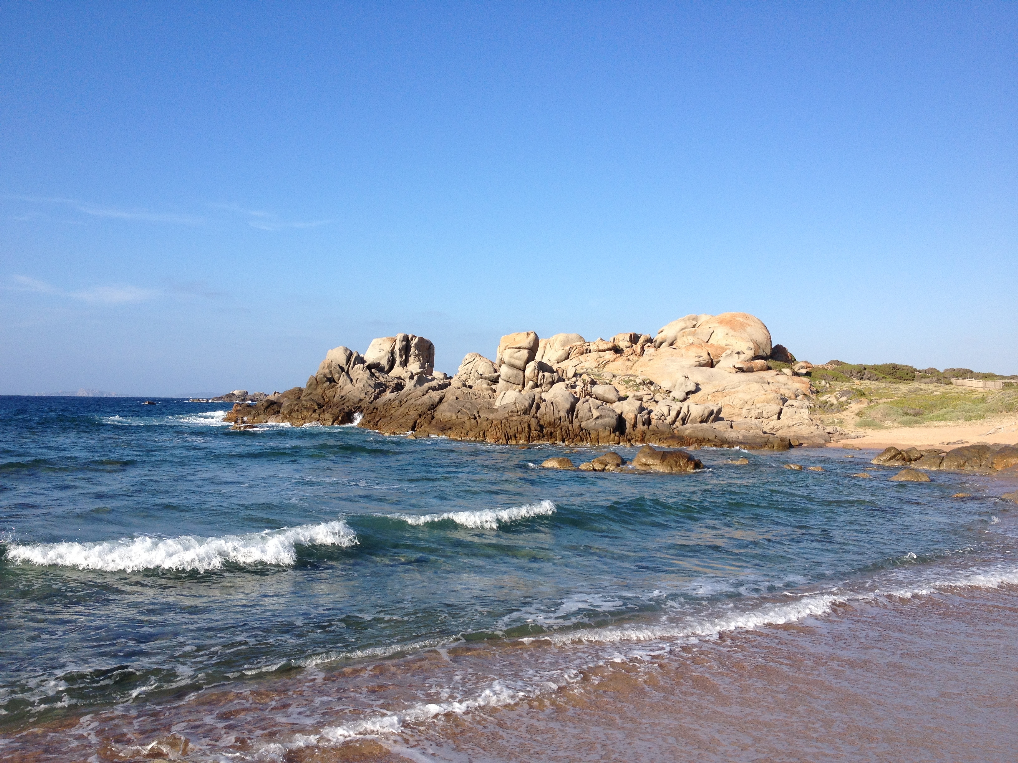 รูปถ่าย อิตาลี(Italy) ซาร์ดิเนีย(Sardinia) ปอร์โตเบลโลดีกัลลูรา(Portobello di Gallura) 2015-06 5