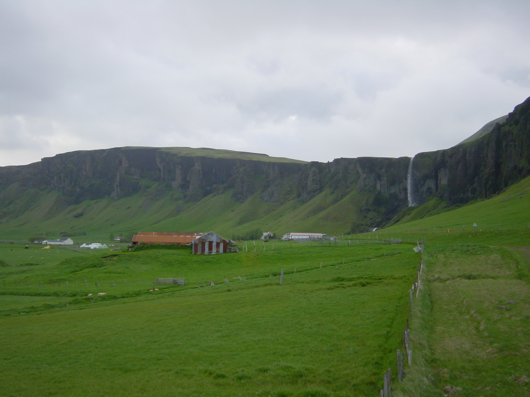 รูปถ่าย ไอซ์แลนด์(Iceland) ถนนหมายเลข 1 จากโยกุลซาร์เลานไปวีก(Road 1 Jokulsarlon to vik) 2003-06 4