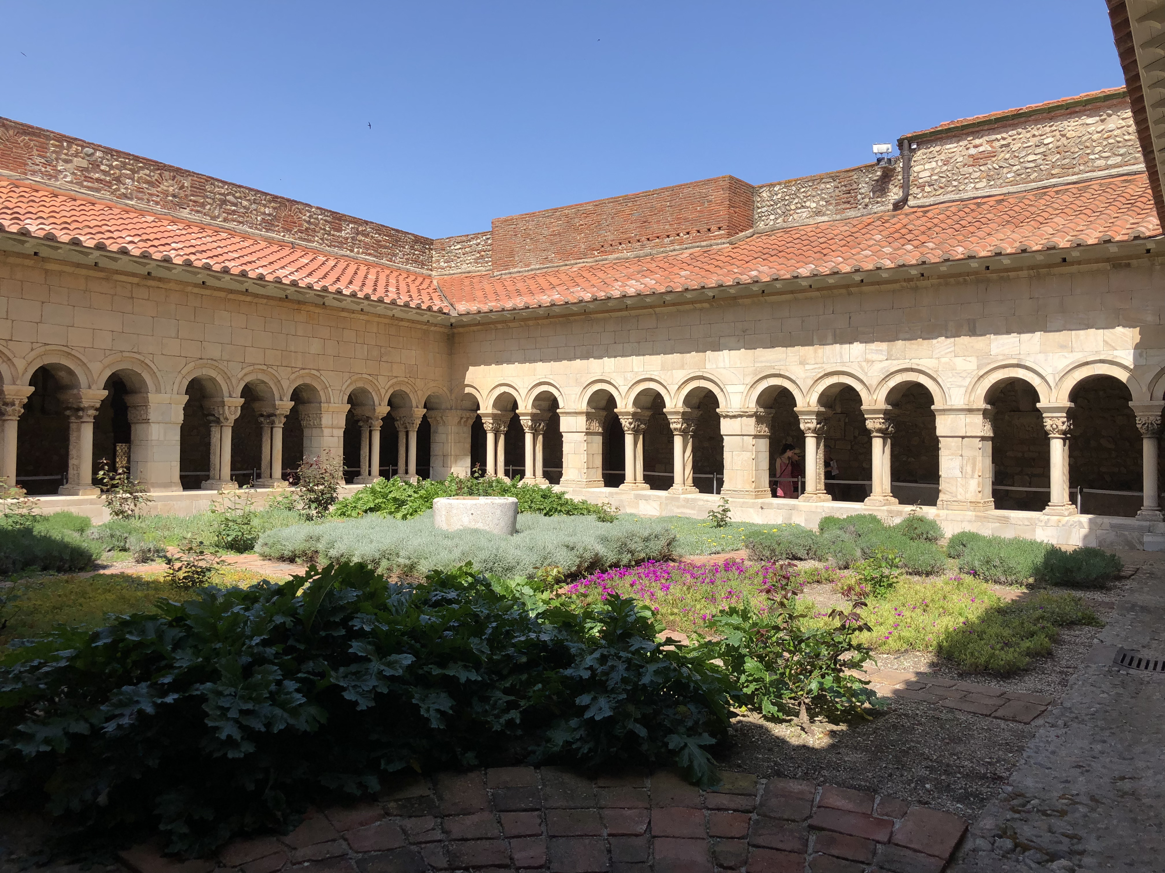 รูปถ่าย ฝรั่งเศส(France) แอลน์(Elne) 2018-04 96