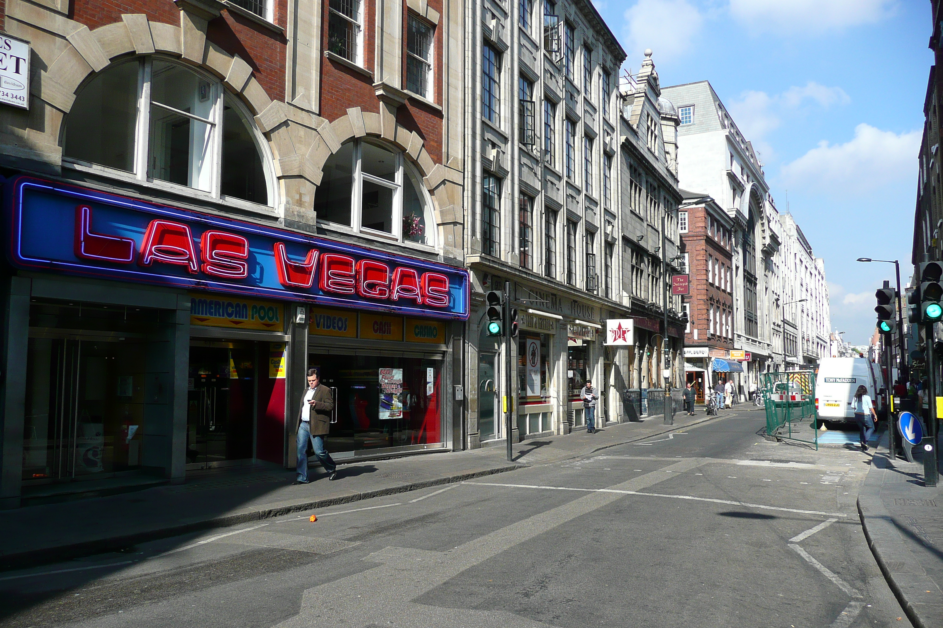รูปถ่าย อังกฤษ(United Kingdom) ลอนดอน(London) ถนนวอร์ดอร์(Wardour Street) 2007-09 13
