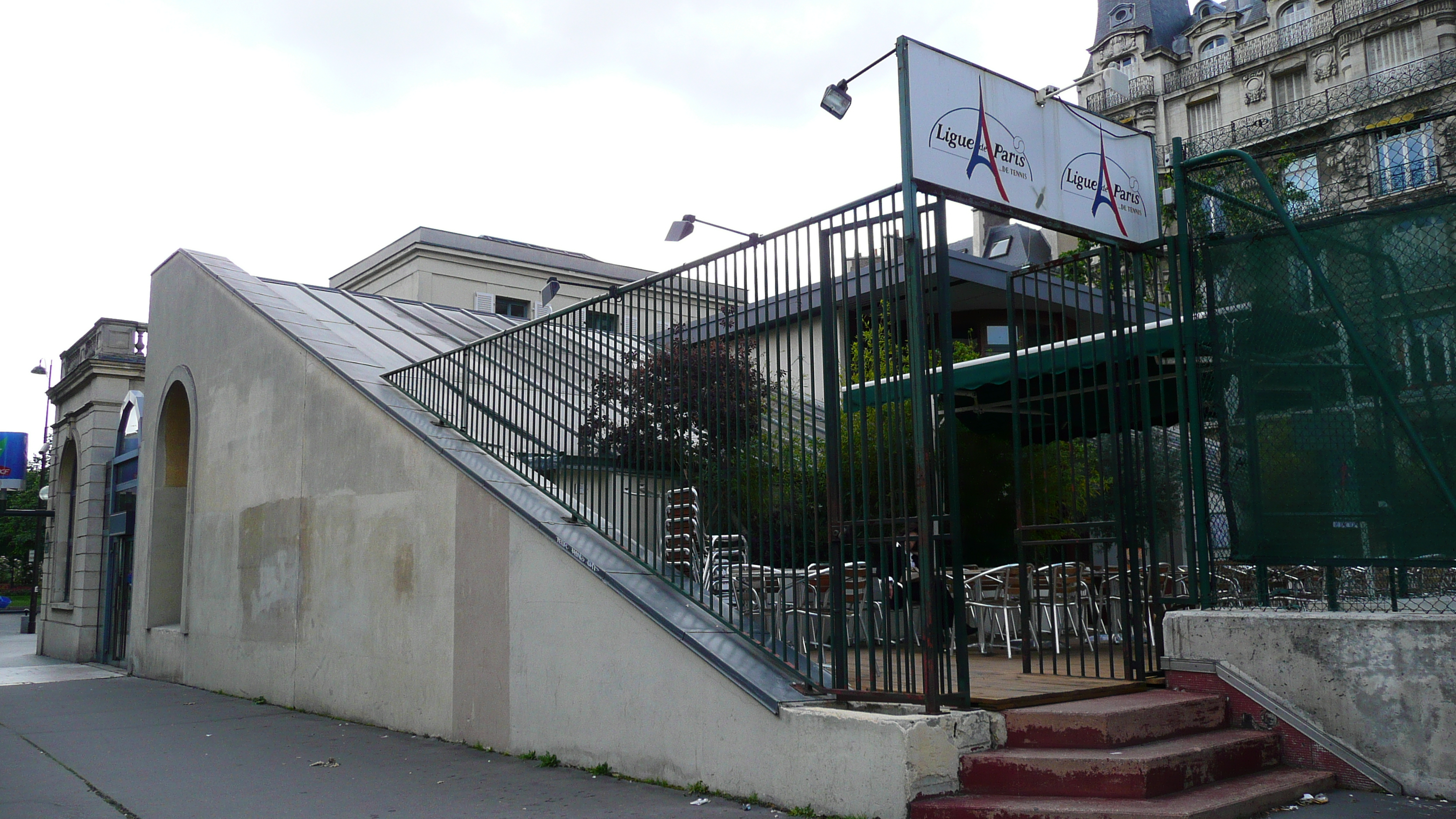 รูปถ่าย ฝรั่งเศส(France) ปารีส(Paris) คุ้มที่ 17 (17th Arrondissement) ถนนแปแรร์(Boulevard Pereire) 2007-05 13