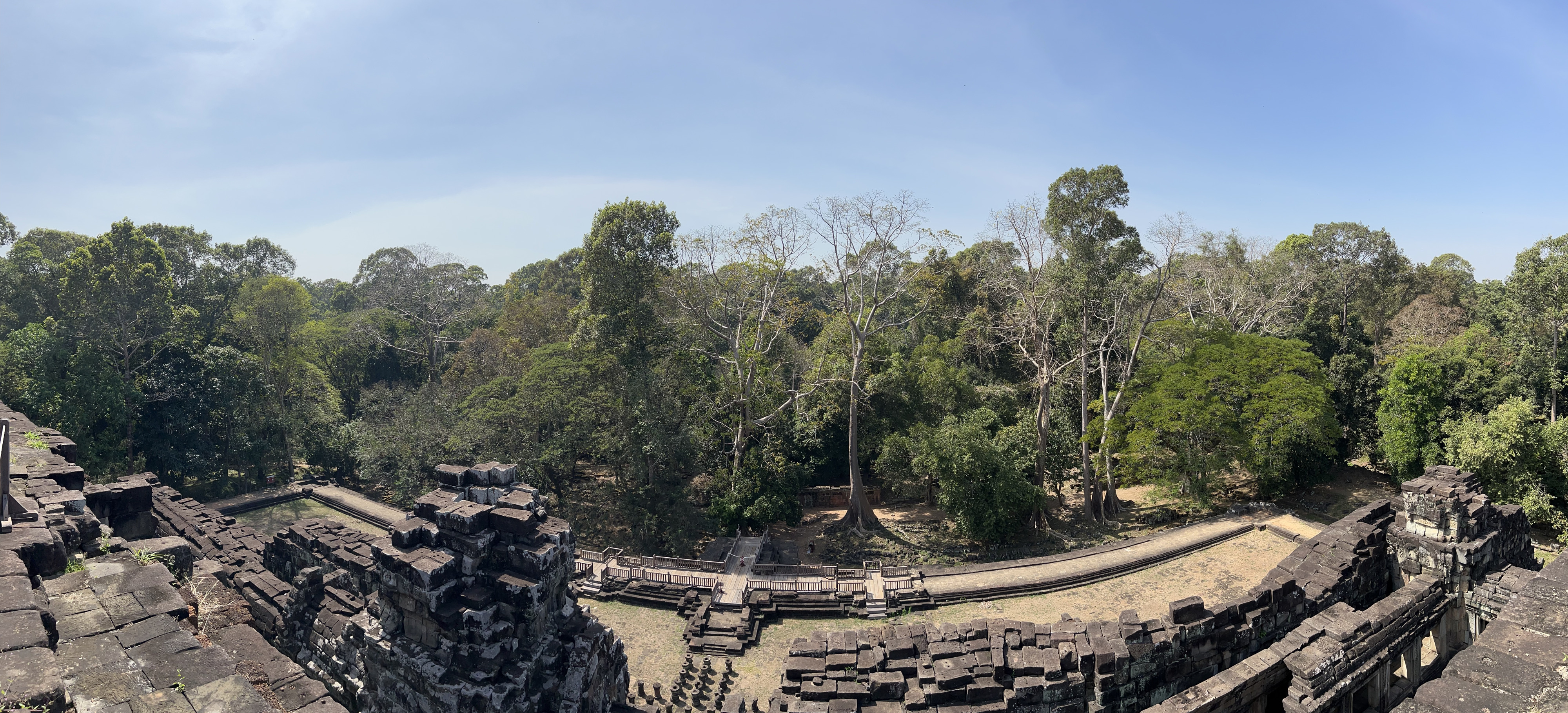 รูปถ่าย กัมพูชา(Cambodia) เสียมราฐ(Siem Reap) ปราสาทบาปวน(Baphuon) 2023-01 36