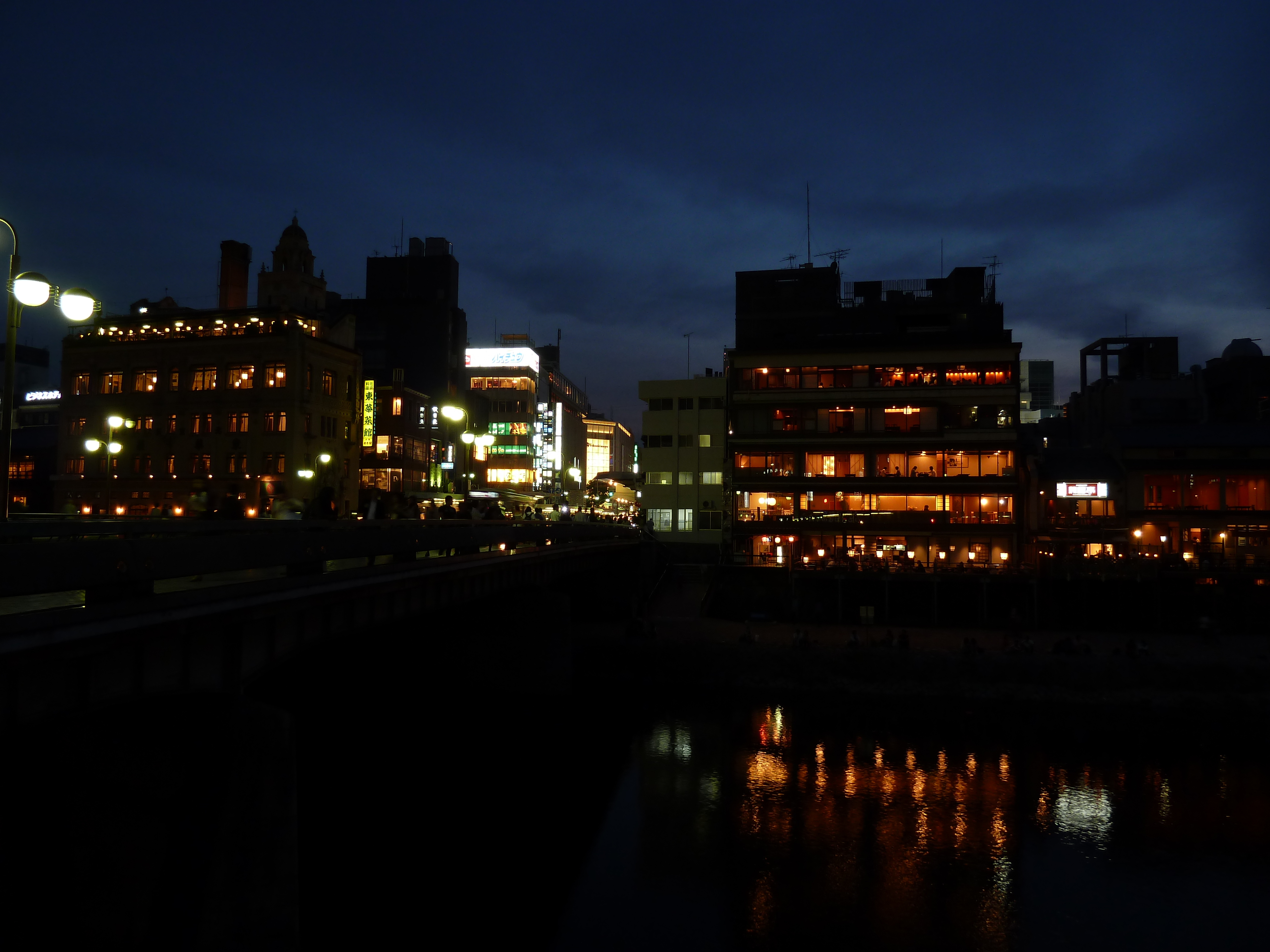 รูปถ่าย ญี่ปุ่น(Japan) เกียวโต(Kyoto) แม่น้ำคาโมะ(Kamo River) 2010-06 33
