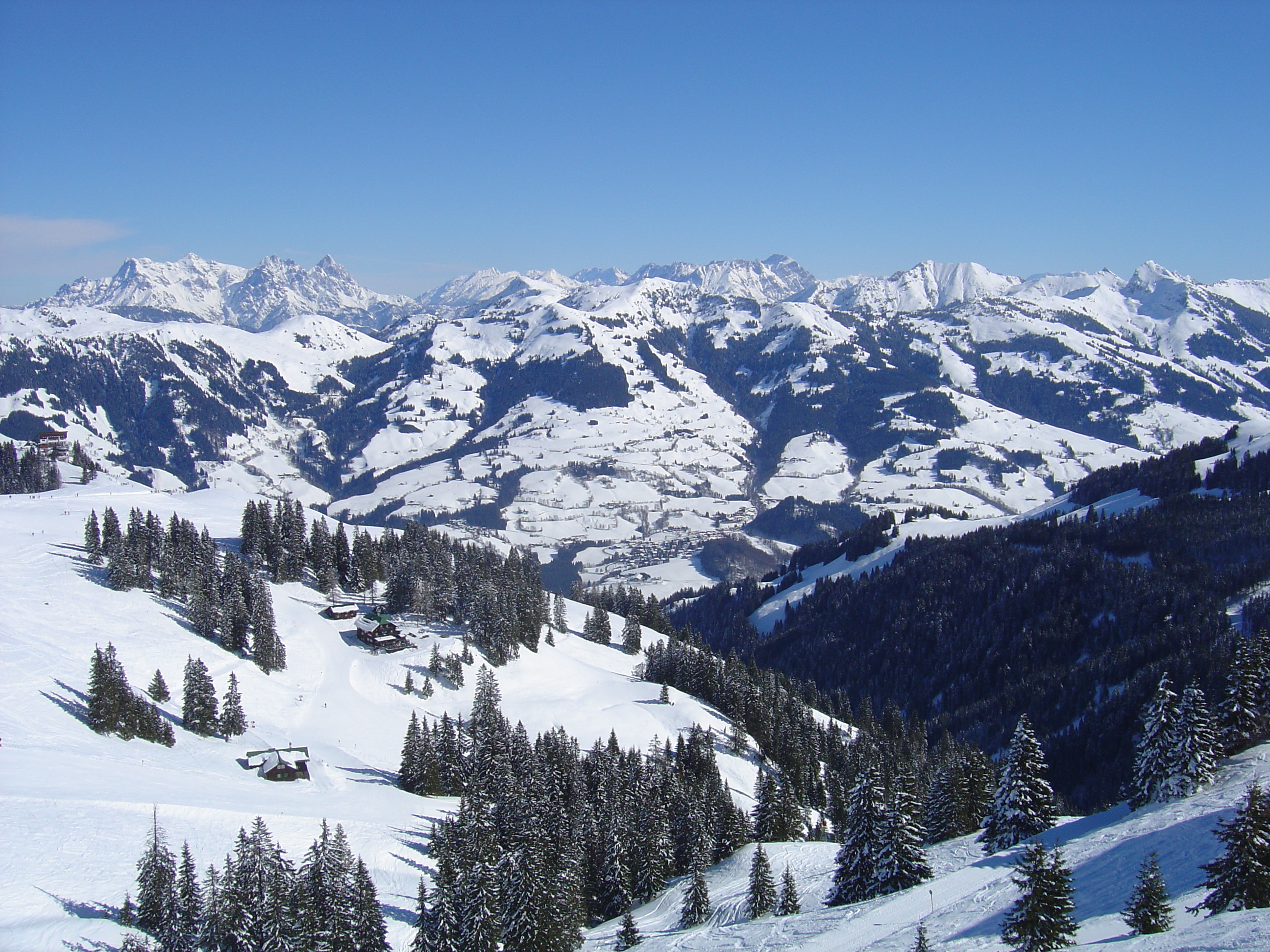รูปถ่าย ออสเตรีย(Austria) คิทซ์บูเฮล(Kitzbuhel) สกี(Ski) 2005-03 79