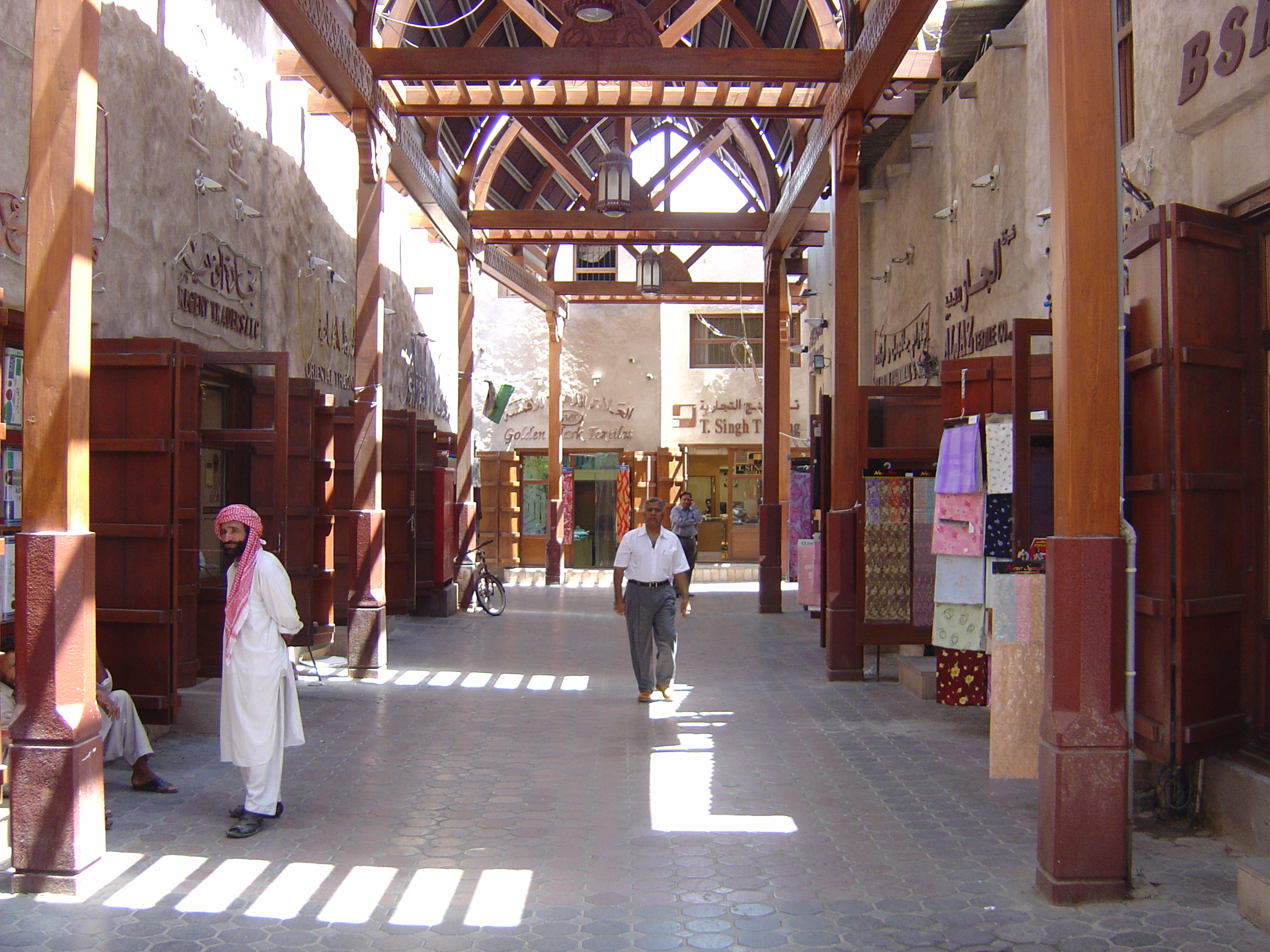 รูปถ่าย สหรัฐอาหรับเอมิเรตส์(United Arab Emirates) ดูไบ(Dubai) 2005-03 6