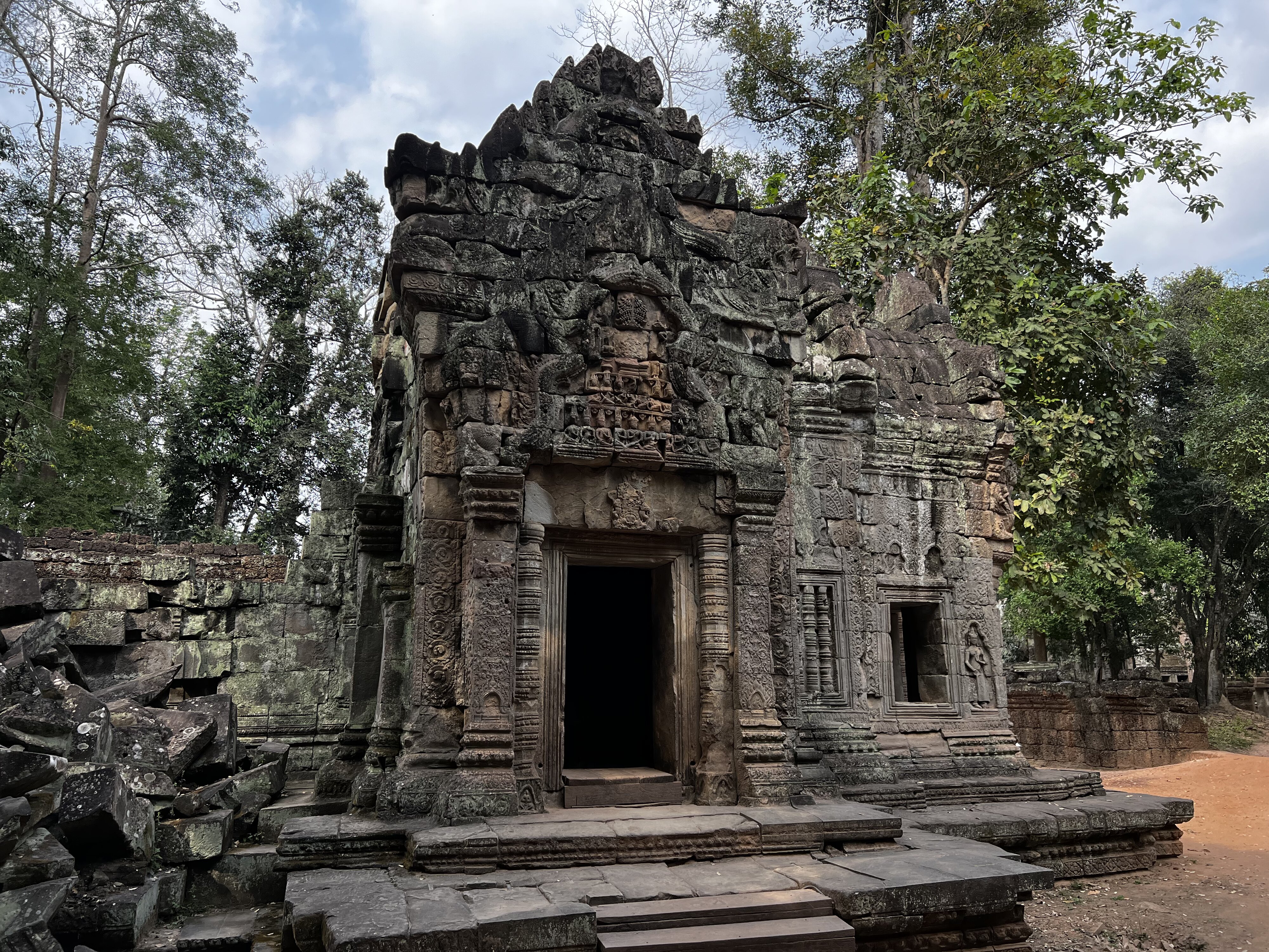 รูปถ่าย กัมพูชา(Cambodia) เสียมราฐ(Siem Reap) ปราสาทตาพรหม(Ta Prohm) 2023-01 30