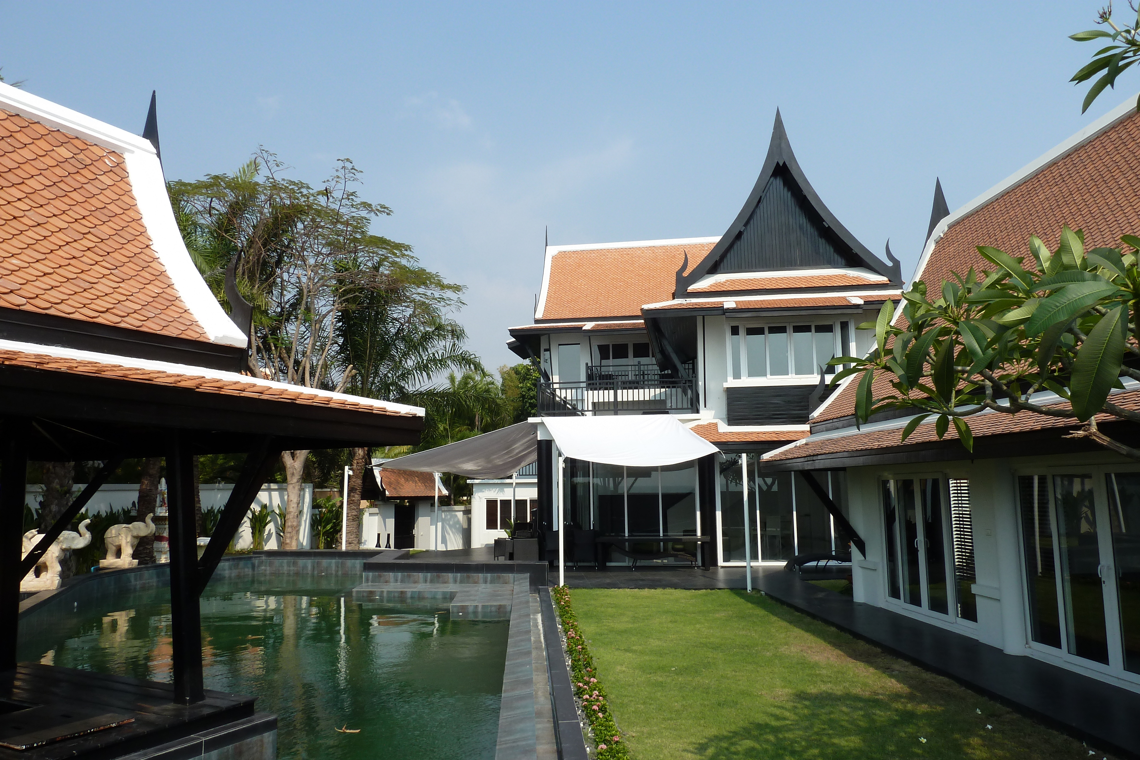 รูปถ่าย ไทย(Thailand) จอมเทียน(Jomtien) คอนโดลารอยัลบีช(La Royale Beach condo) 2011-02 29