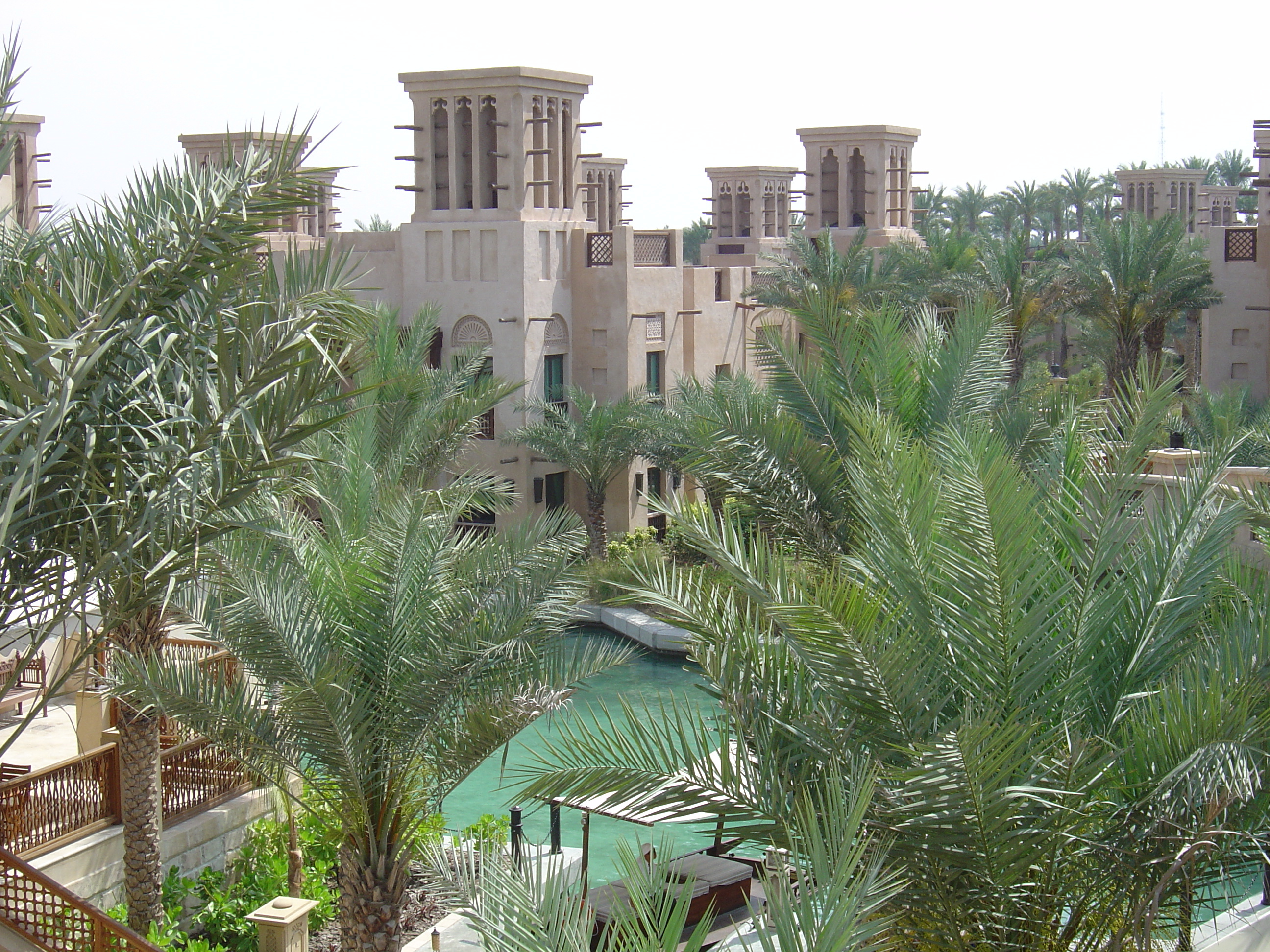 รูปถ่าย สหรัฐอาหรับเอมิเรตส์(United Arab Emirates) ดูไบ(Dubai) มะดีนัตจุมัยเราะห์(Medina Jumeirah) 2005-03 4