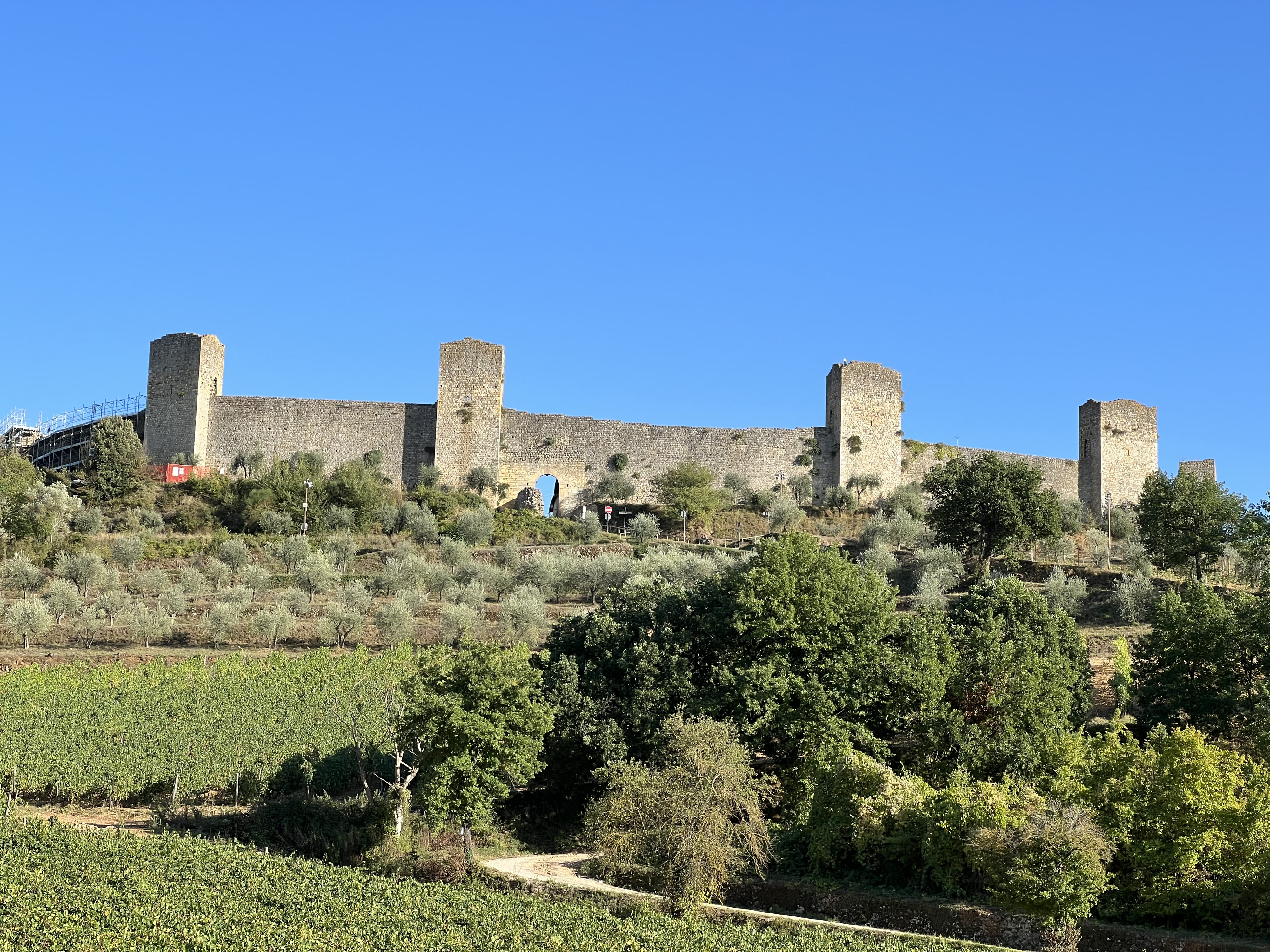 รูปถ่าย อิตาลี(Italy) มงเตอร์ริกกิโอนี(Monteriggioni) 2021-09 29