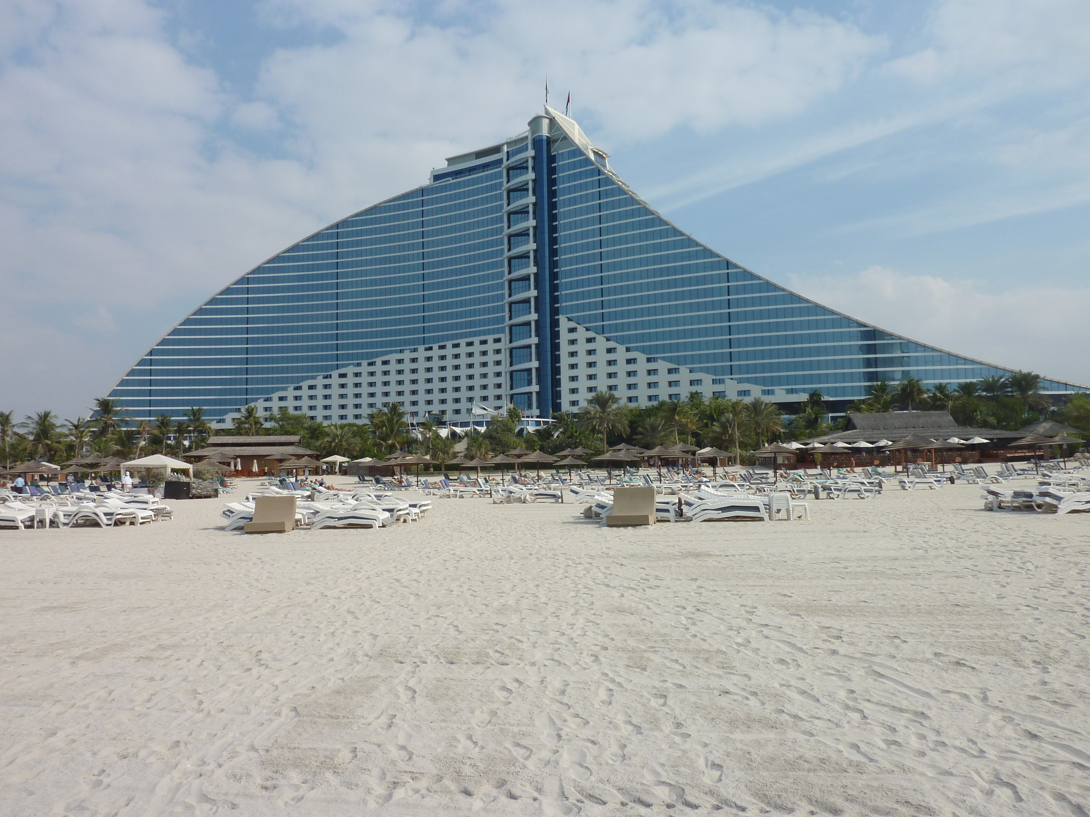 รูปถ่าย สหรัฐอาหรับเอมิเรตส์(United Arab Emirates) ดูไบ(Dubai) โรงแรมจูไมราห์บีช(Jumeirah Beach Hotel) 2009-12 41