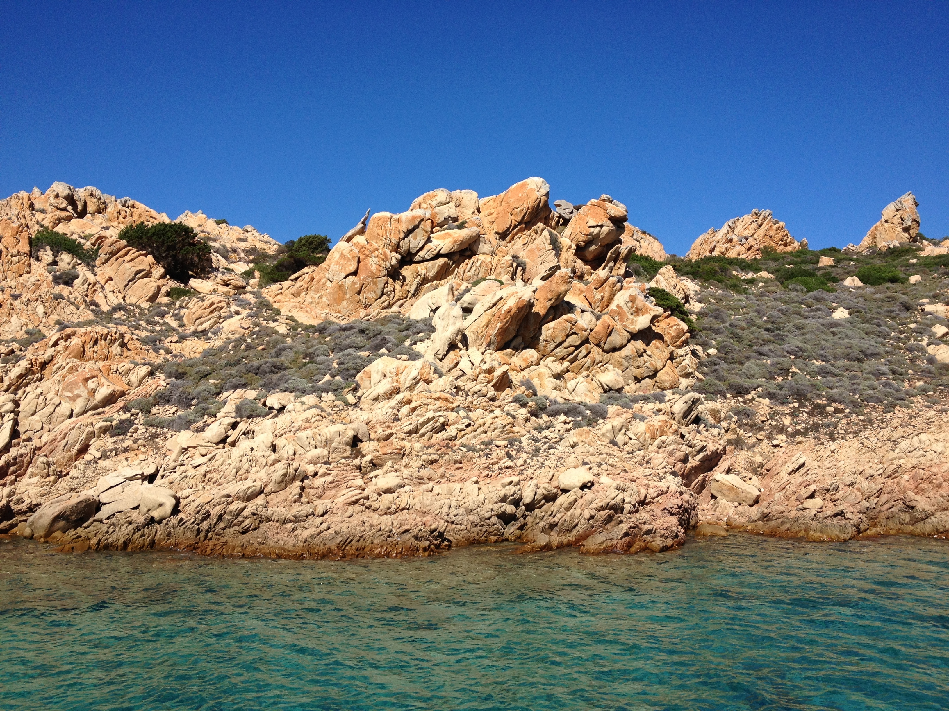รูปถ่าย อิตาลี(Italy) อ่าวกาลาลุงกา(Cala Lunga) 2012-09 59