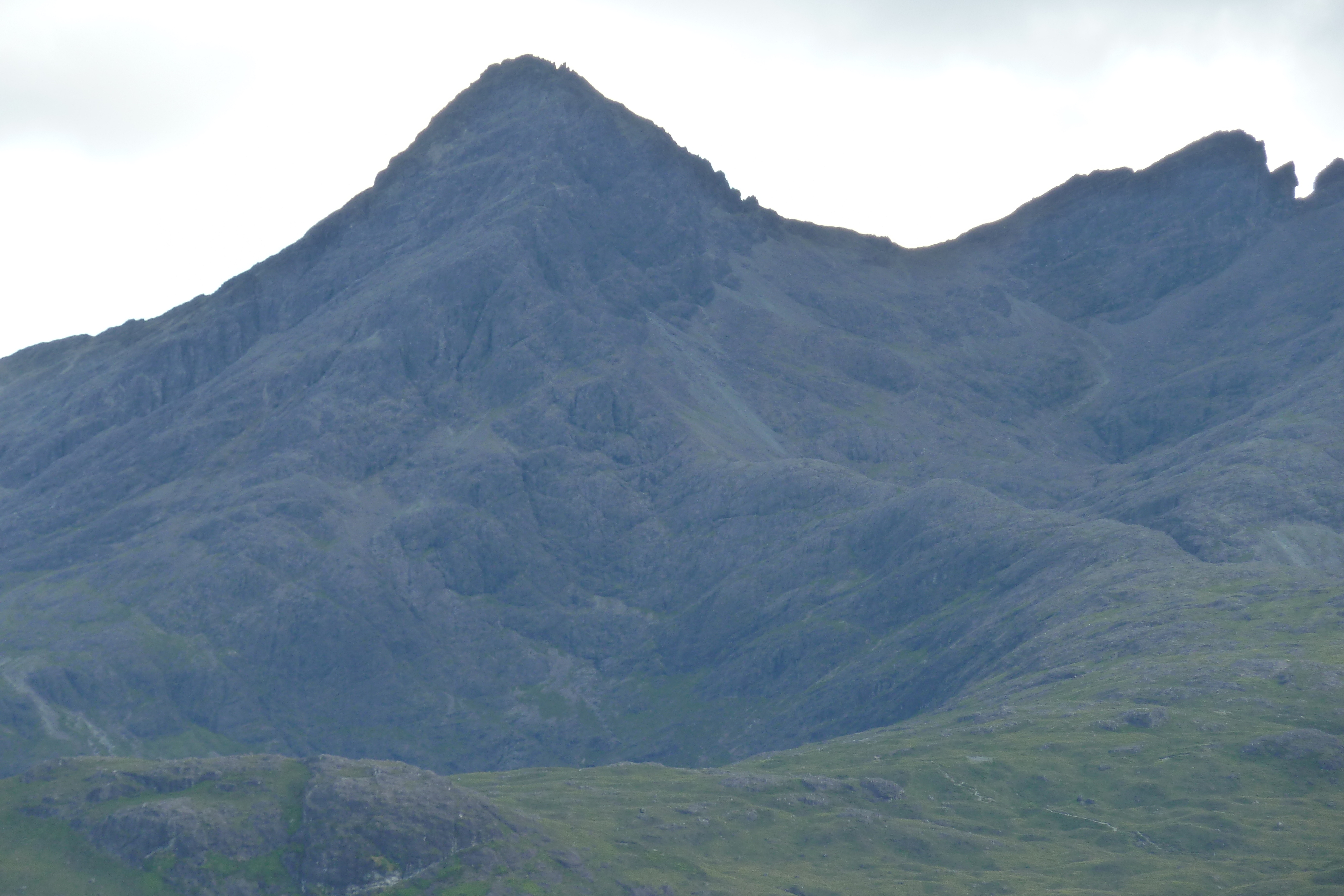 รูปถ่าย อังกฤษ(United Kingdom) เกาะสกาย(Skye) เทือกเขาคูลิน(The Cuillin) 2011-07 84