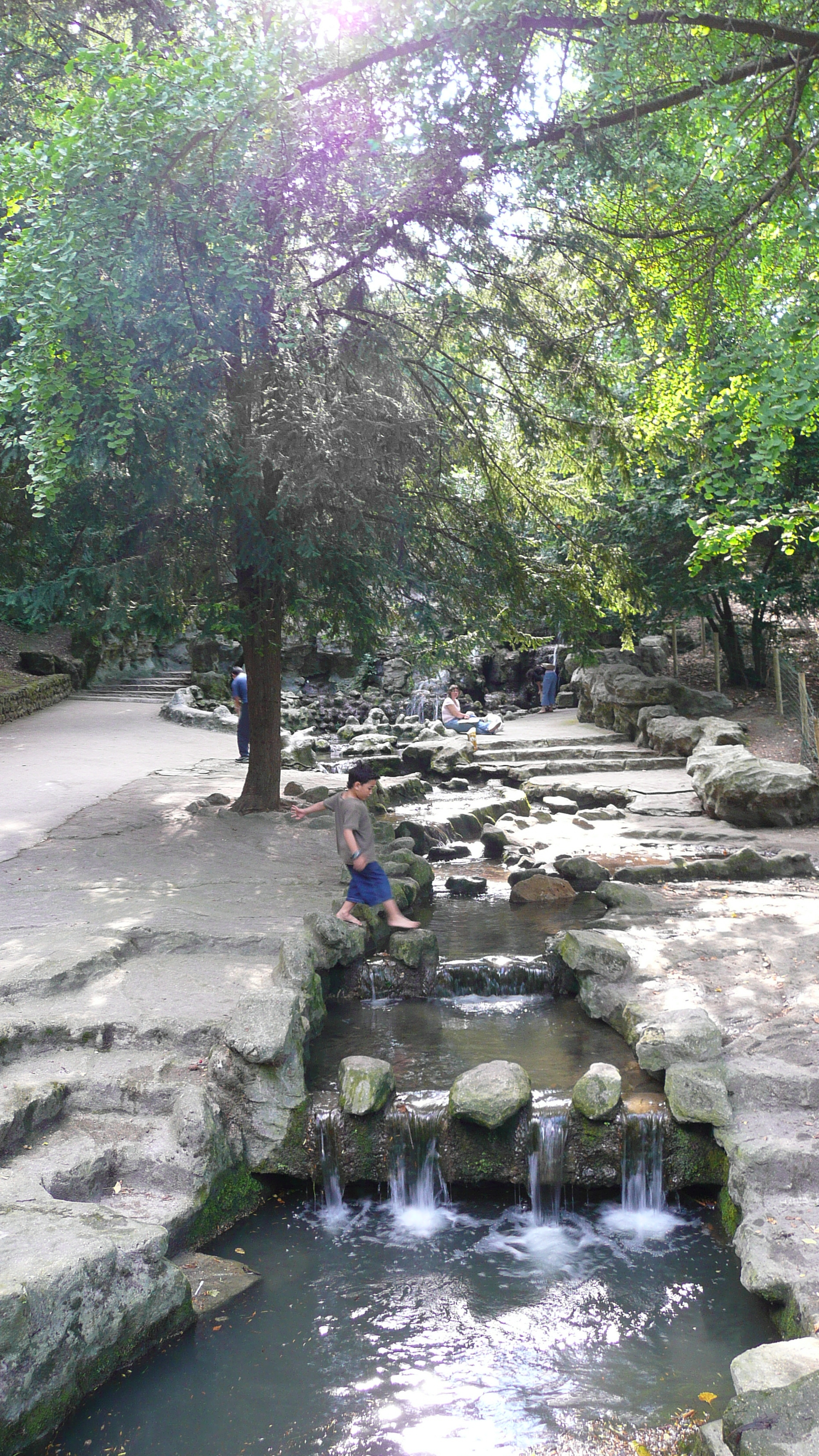รูปถ่าย ฝรั่งเศส(France) ปารีส(Paris) สวนบุต-โชมง(Parc des Buttes Chaumont) 2007-08 187