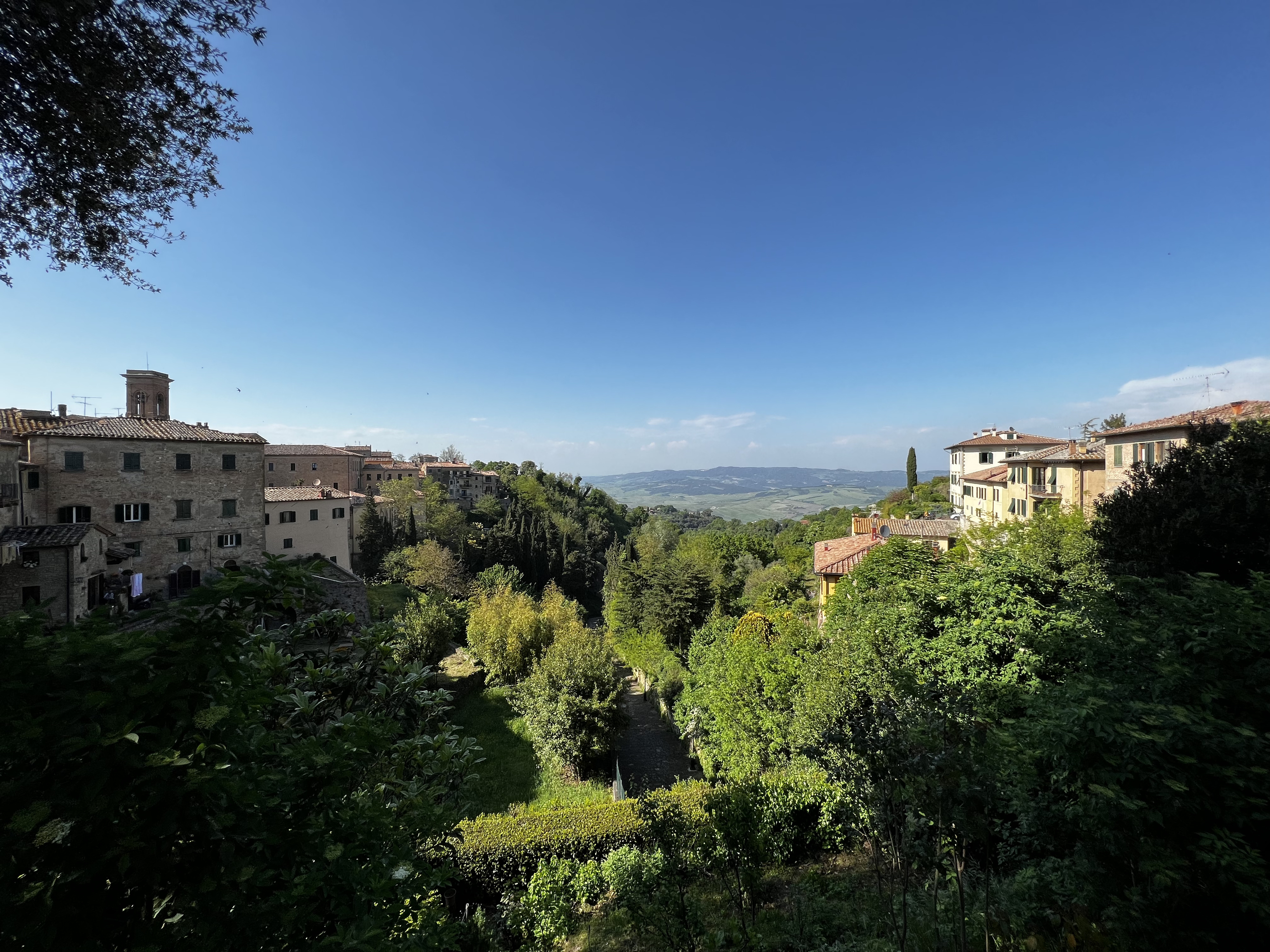 รูปถ่าย อิตาลี(Italy) วอลแตร์รา(Volterra) 2022-05 32