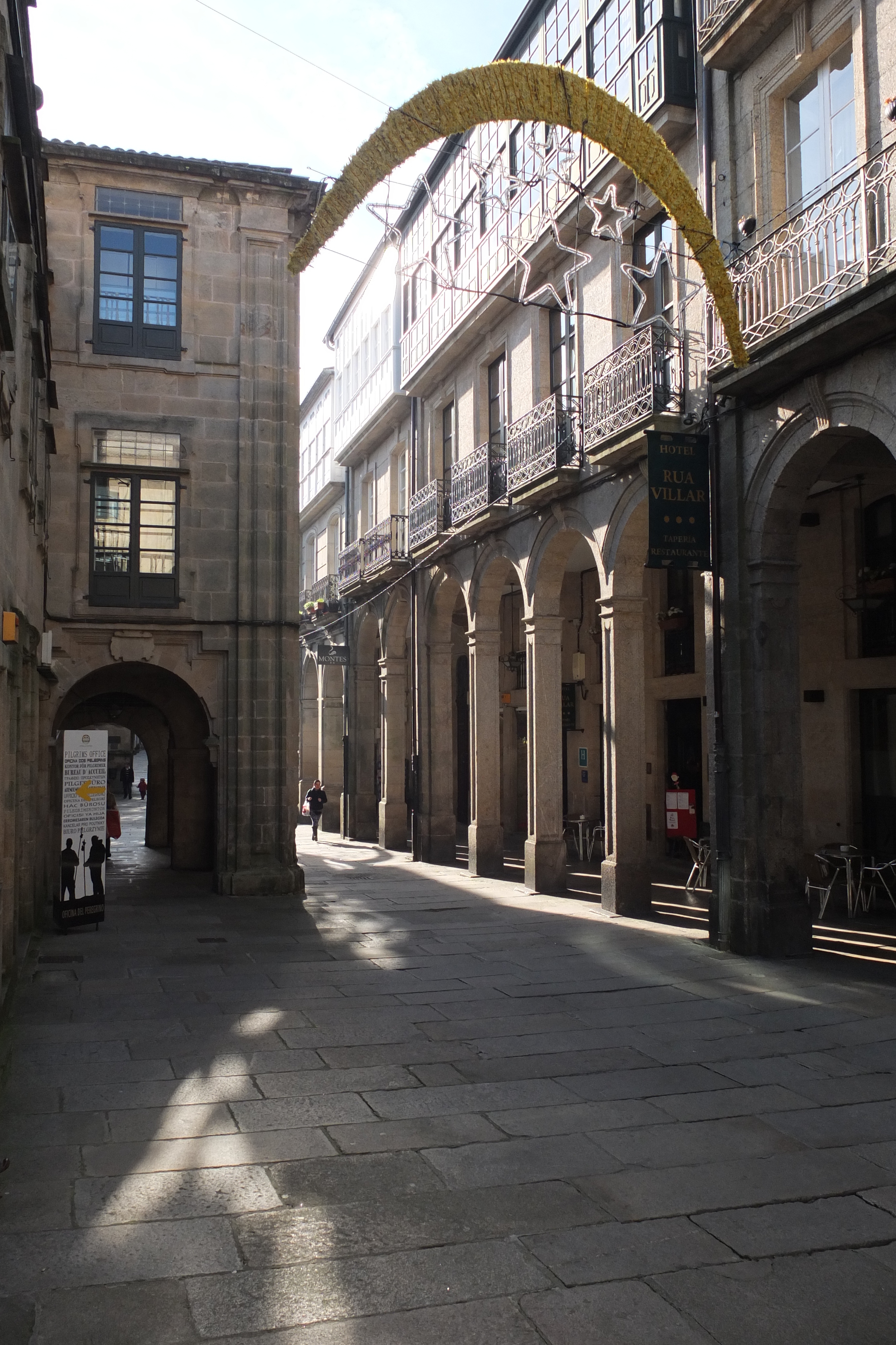 รูปถ่าย สเปน(Spain) ซานเตียโกเดกอมโปสเตลา(Santiago de Compostela) 2013-01 94
