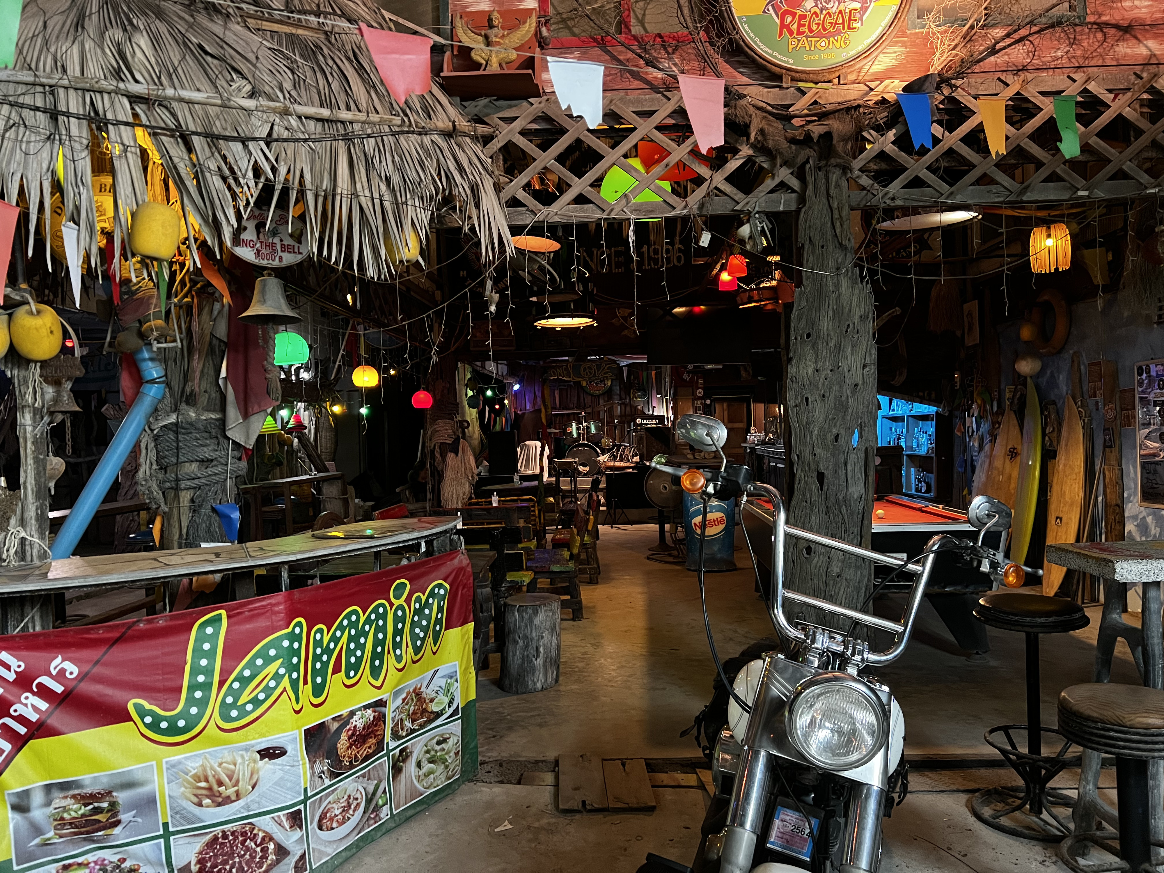 รูปถ่าย ไทย(Thailand) ภูเก็ต(Phuket) ป่าตอง(Patong) 2021-12 11