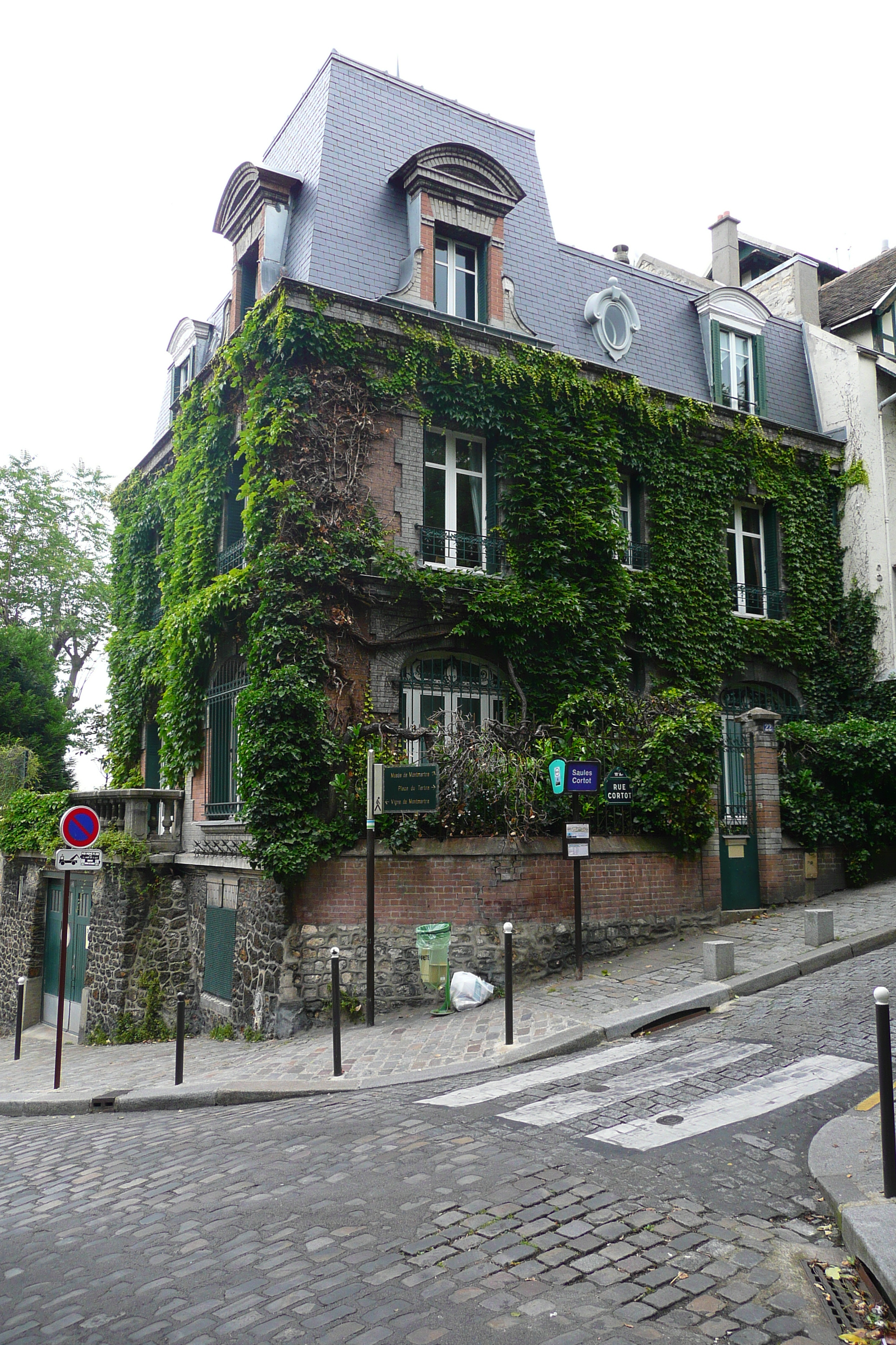 รูปถ่าย ฝรั่งเศส(France) ปารีส(Paris) มังท์มาร์เทรอ(Montmartre) 2007-06 149