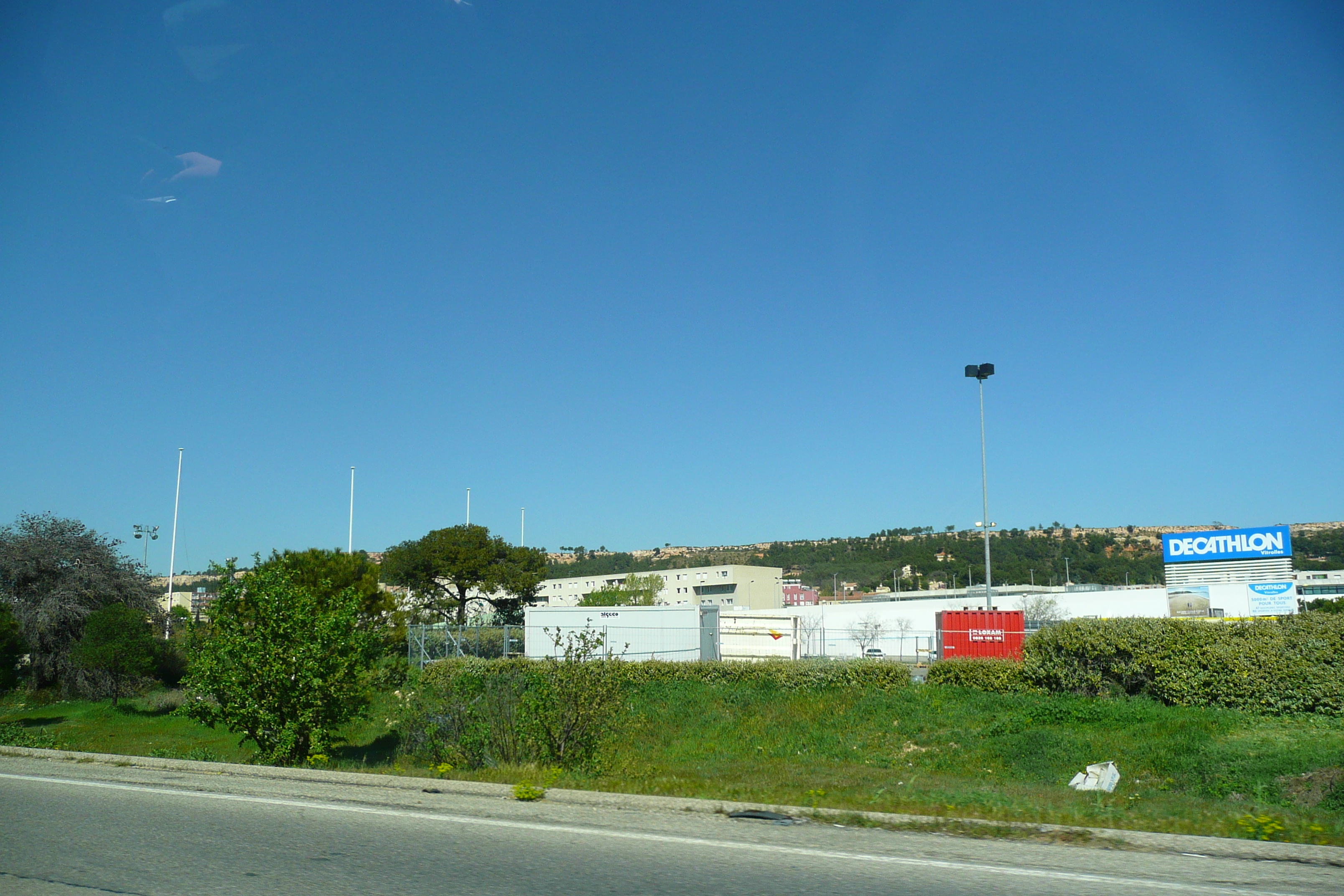 รูปถ่าย ฝรั่งเศส(France) โพรว็องส์(Provence) ถนนจากแอ็กซ์ไปมูรีแยส(Aix to Mouries road) 2008-04 2