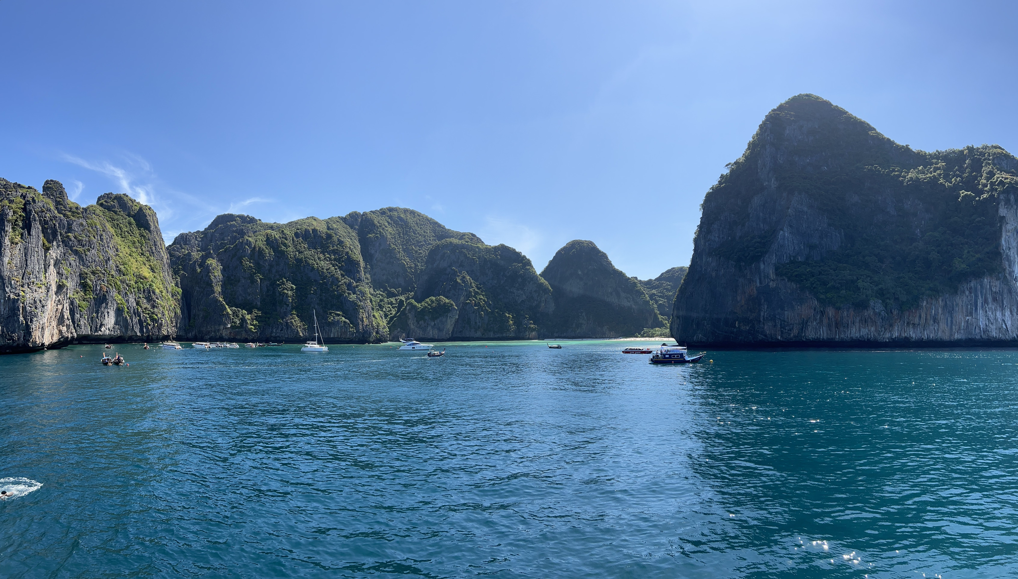 รูปถ่าย ไทย(Thailand) เรือเฟอร์รีจากภูเก็ตไปเกาะพีพี(Phuket to Ko Phi Phi Ferry) 2021-12 25