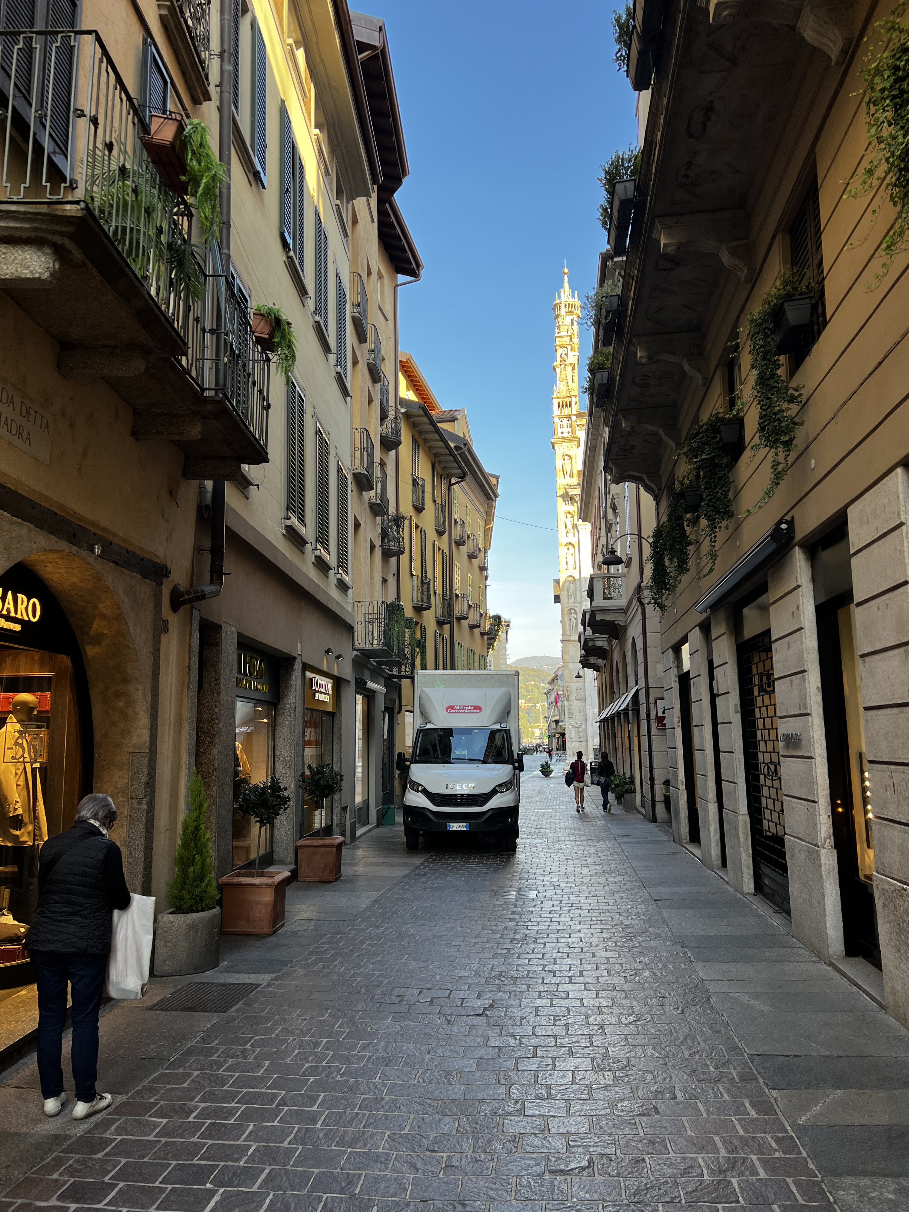 รูปถ่าย อิตาลี(Italy) โคโม(Como) 2023-10 9