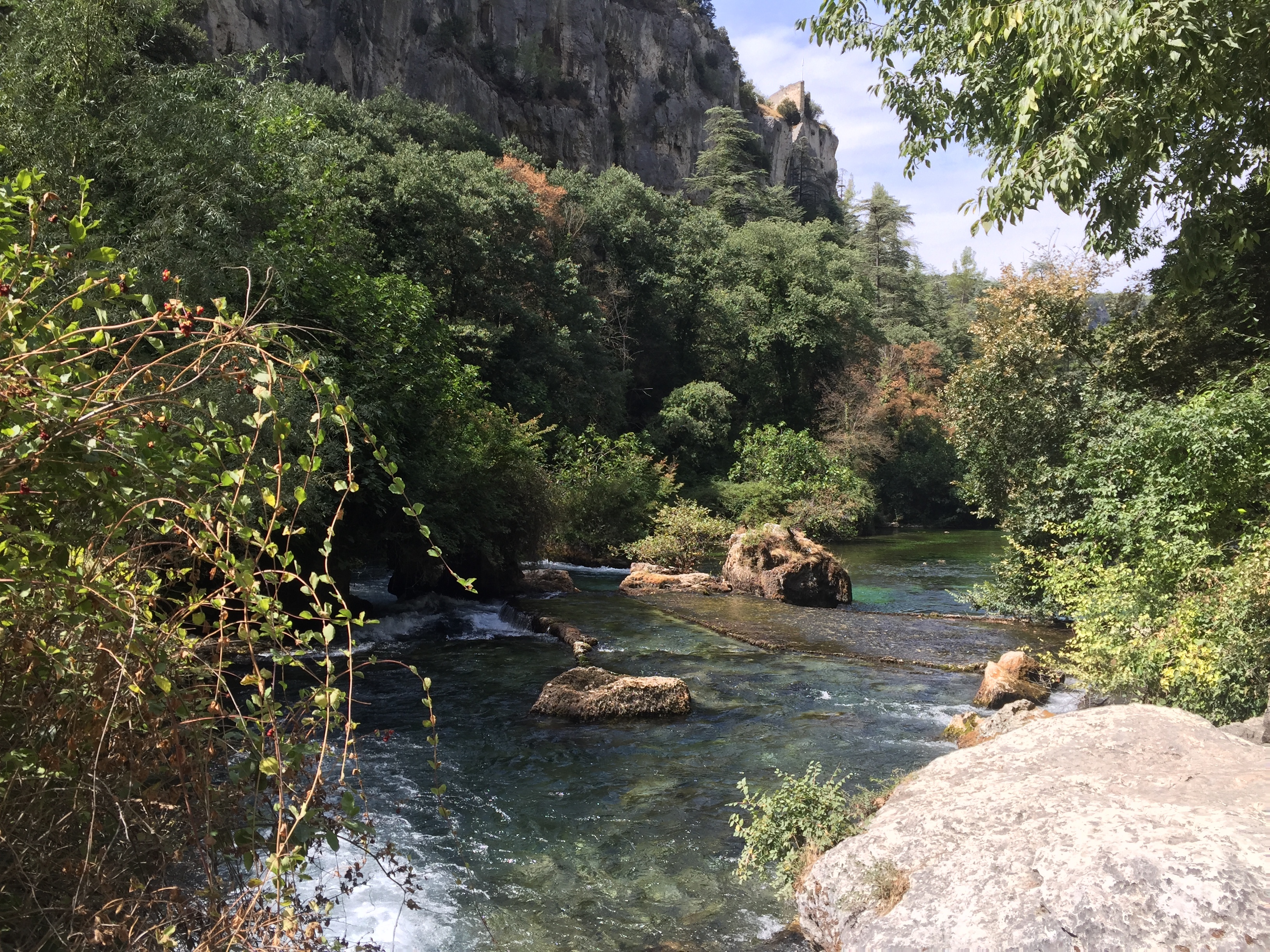 รูปถ่าย ฝรั่งเศส(France) ฟงแตน-เดอ-โวกลูซ(Fontaine-de-Vaucluse) 2017-08 30