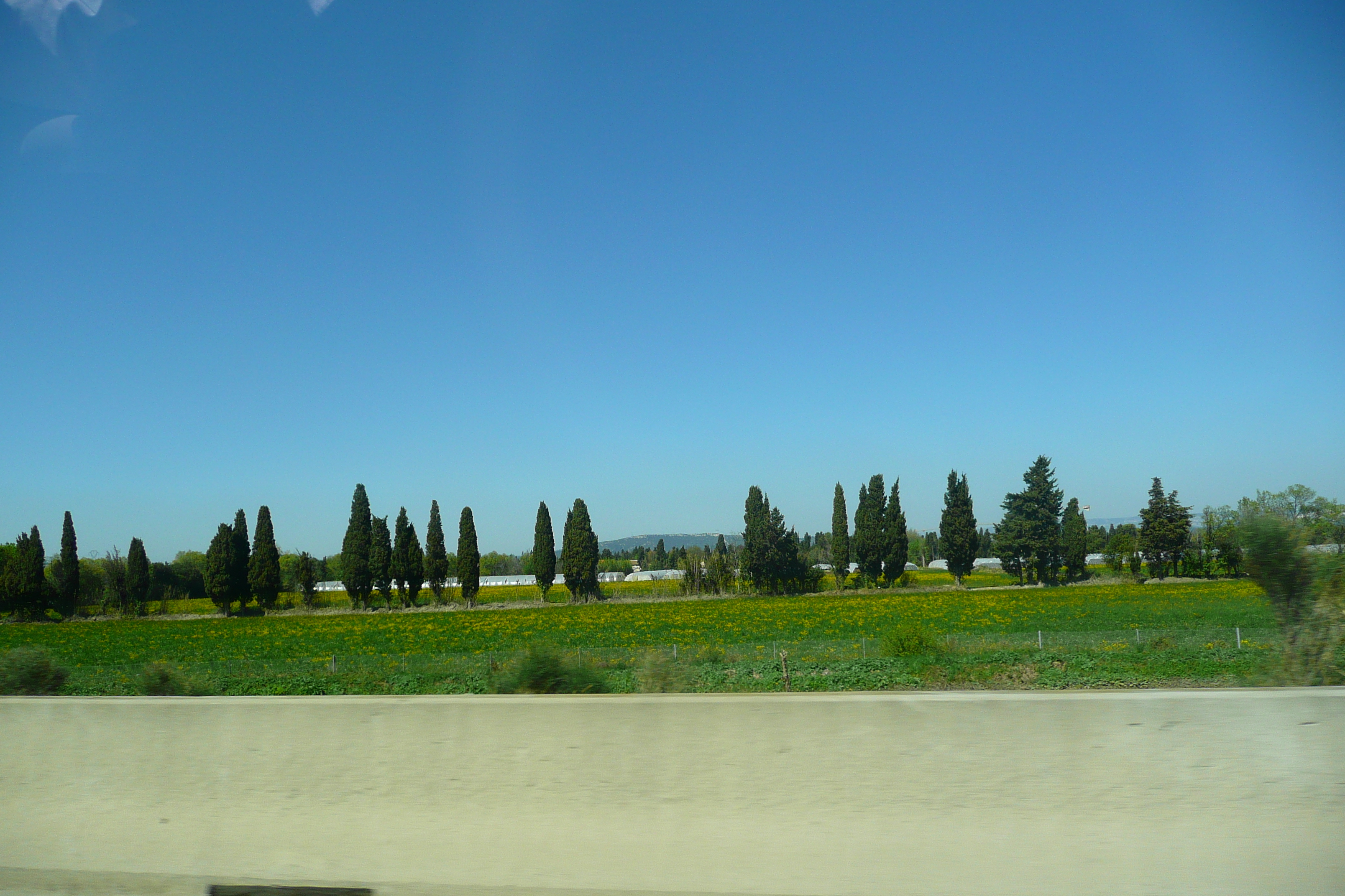 รูปถ่าย ฝรั่งเศส(France) โพรว็องส์(Provence) ถนนจากแอ็กซ์ไปมูรีแยส(Aix to Mouries road) 2008-04 1