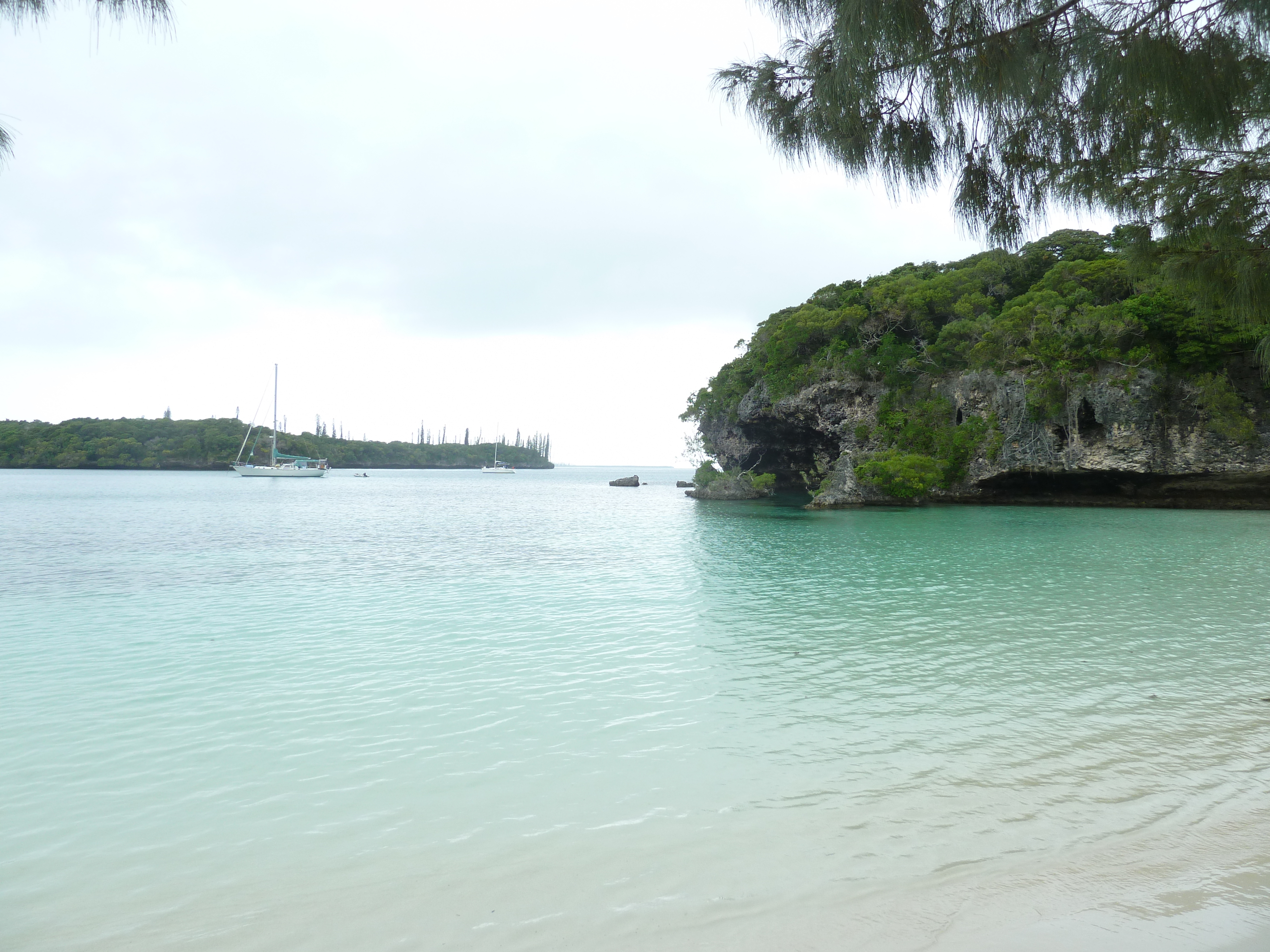 รูปถ่าย นิวแคลิโดเนีย(New Caledonia) เกาะต้นสน(Ile des pins) หาดคูโต(Kuto Beach) 2010-05 38