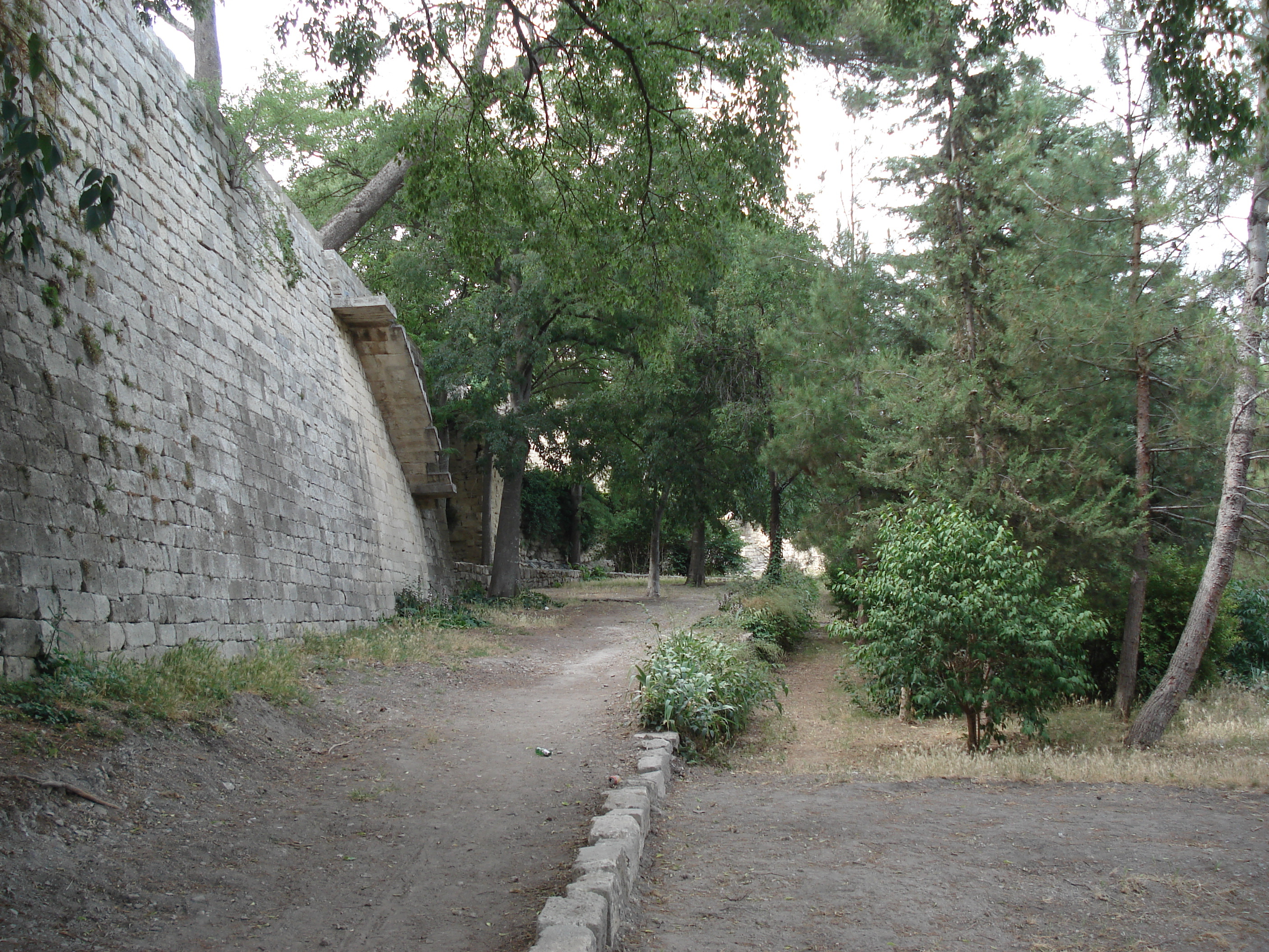 รูปถ่าย ฝรั่งเศส(France) โซเมียร์(Sommieres) 2006-06 36