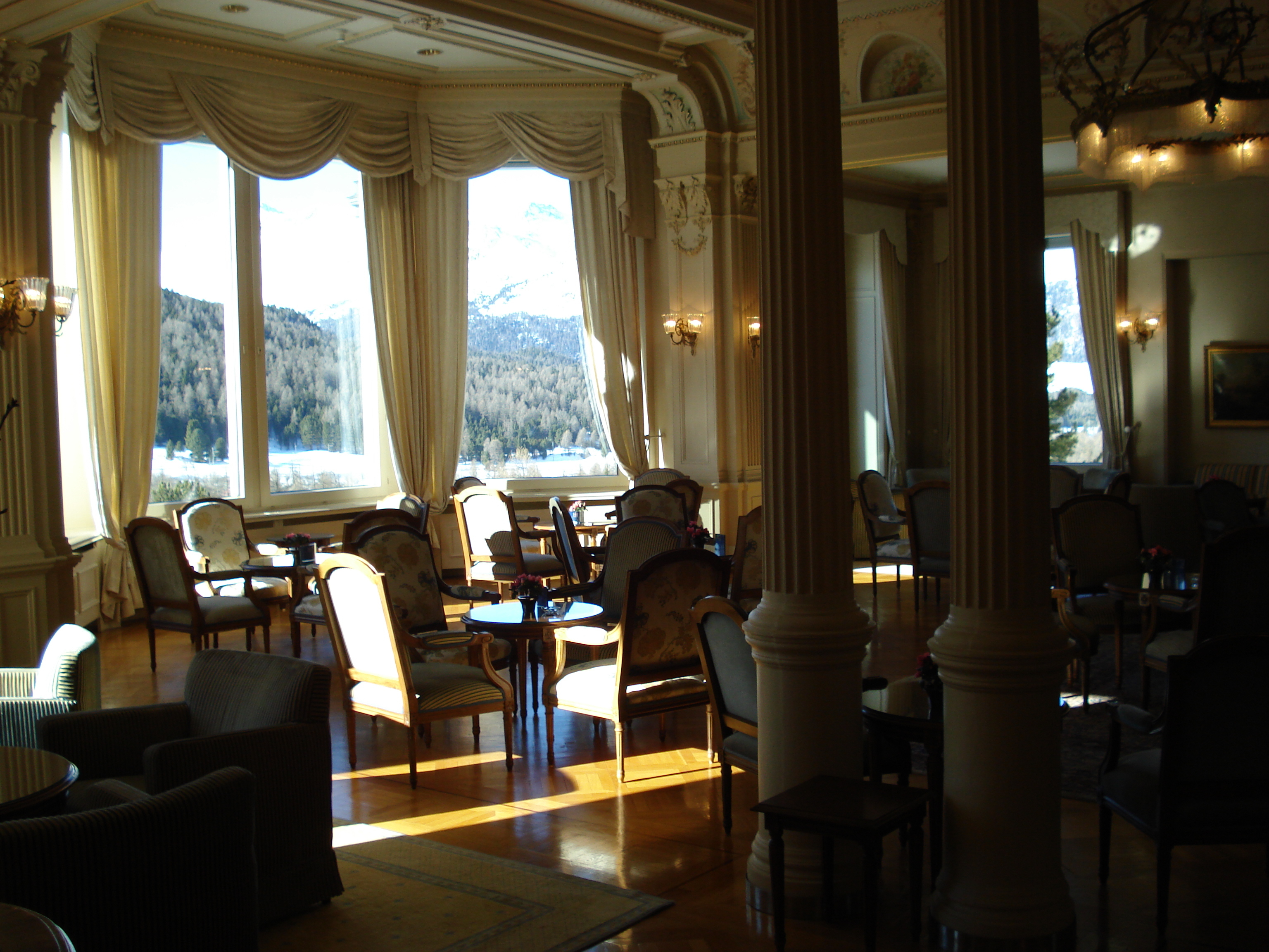 รูปถ่าย สวิสเซอร์แลนด์(Switzerland) ปองเทรซีน่า(Pontresina) โรงแรมแกรนด์โครเนนโฮฟ(Grand Hotel Kronenhof) 2007-01 53