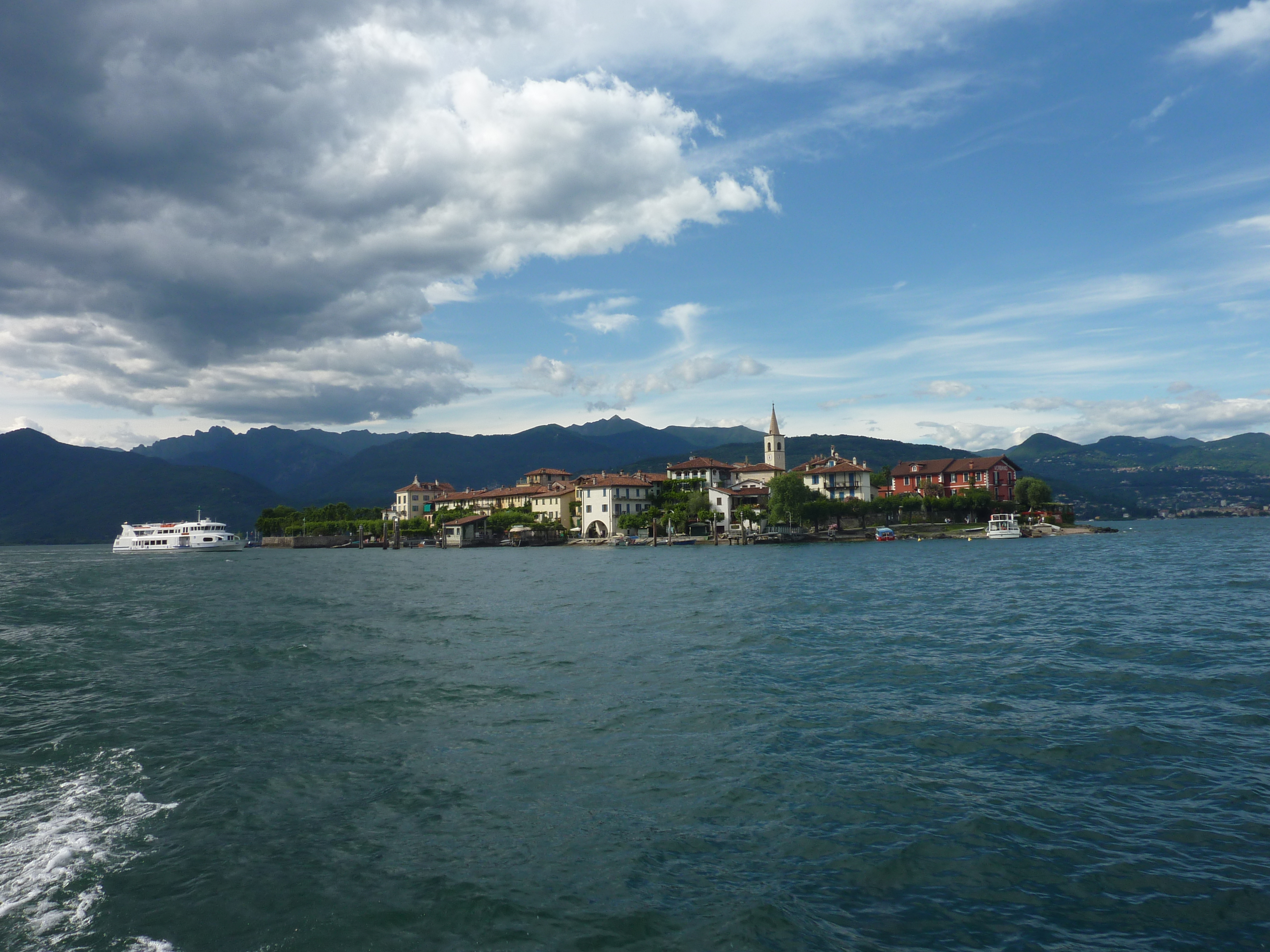 รูปถ่าย อิตาลี(Italy) เกาะอีโซลาเปสกาโตรี(Isola Pescatori) 2009-06 39