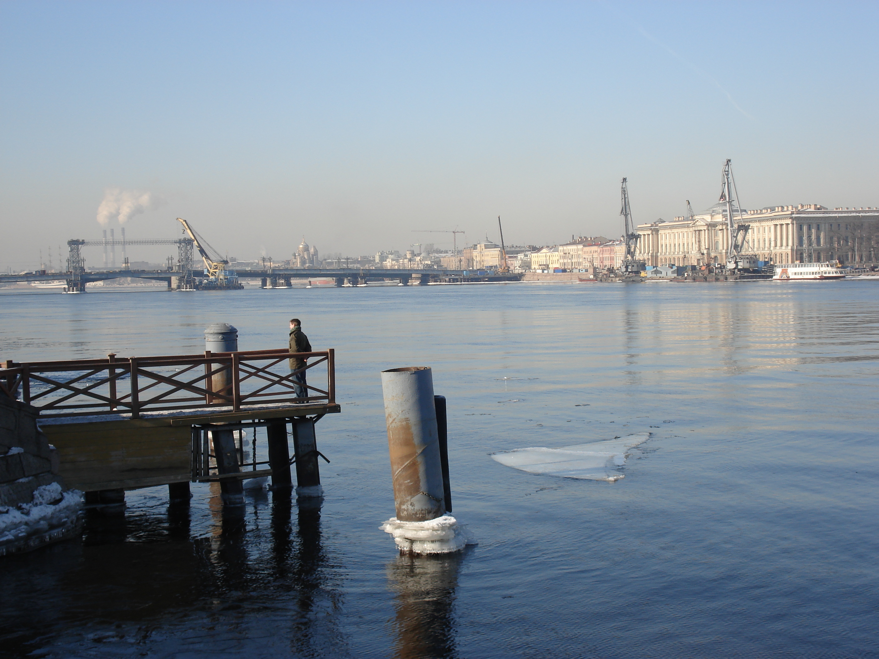 รูปถ่าย รัสเซีย(Russia) เซนต์ปีเตอร์สเบิร์ก(St Petersburg) เนวา(Neva) 2006-03 25